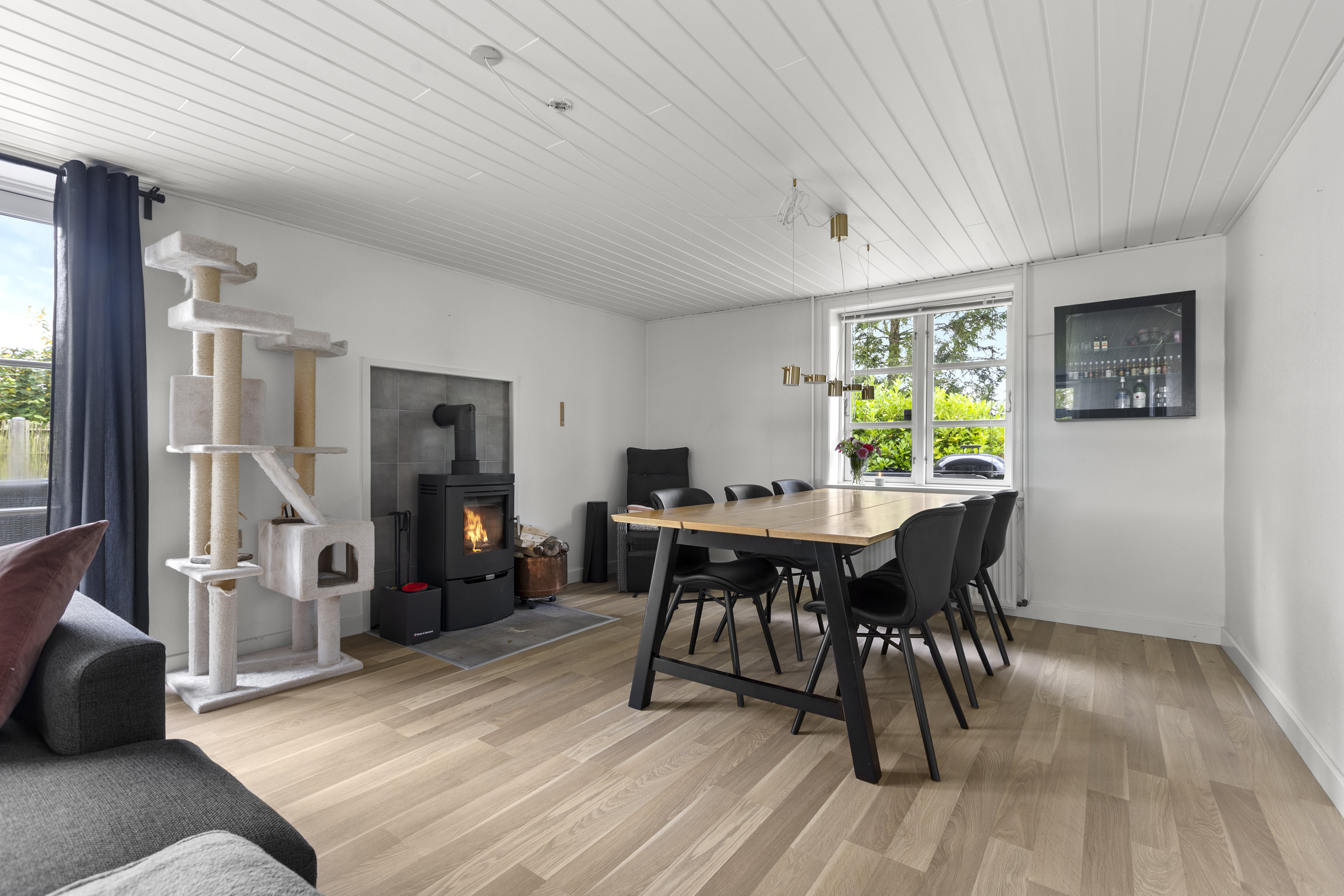 Fremhævet stue billede i fuldskærmstilstand. Billede af Juliedalvej 6, Døjringe, 4180 Sorø