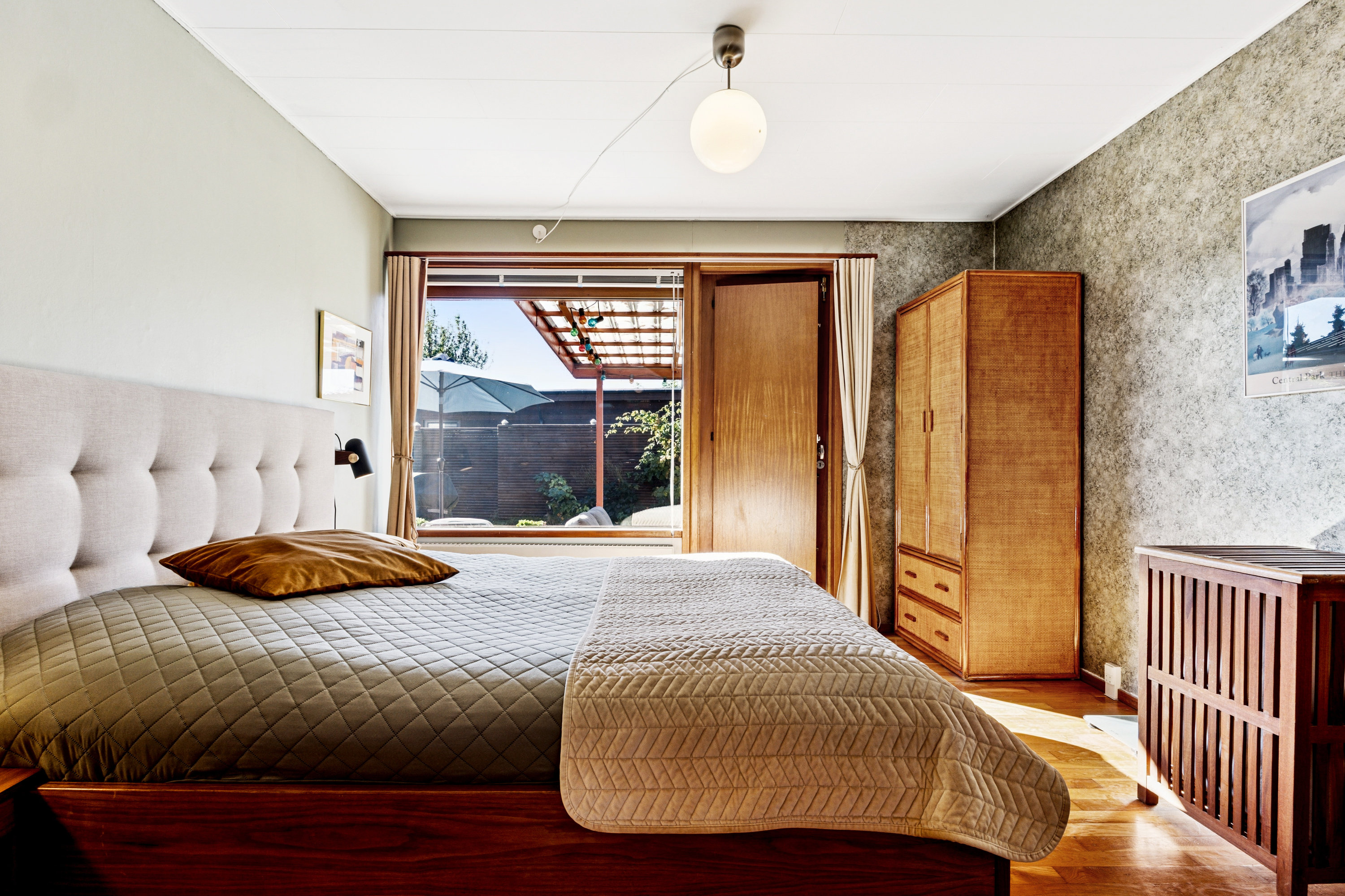 Fremhævet værelse billede i fuldskærmstilstand. Billede af Strandgårdsvej 5, 2690 Karlslunde