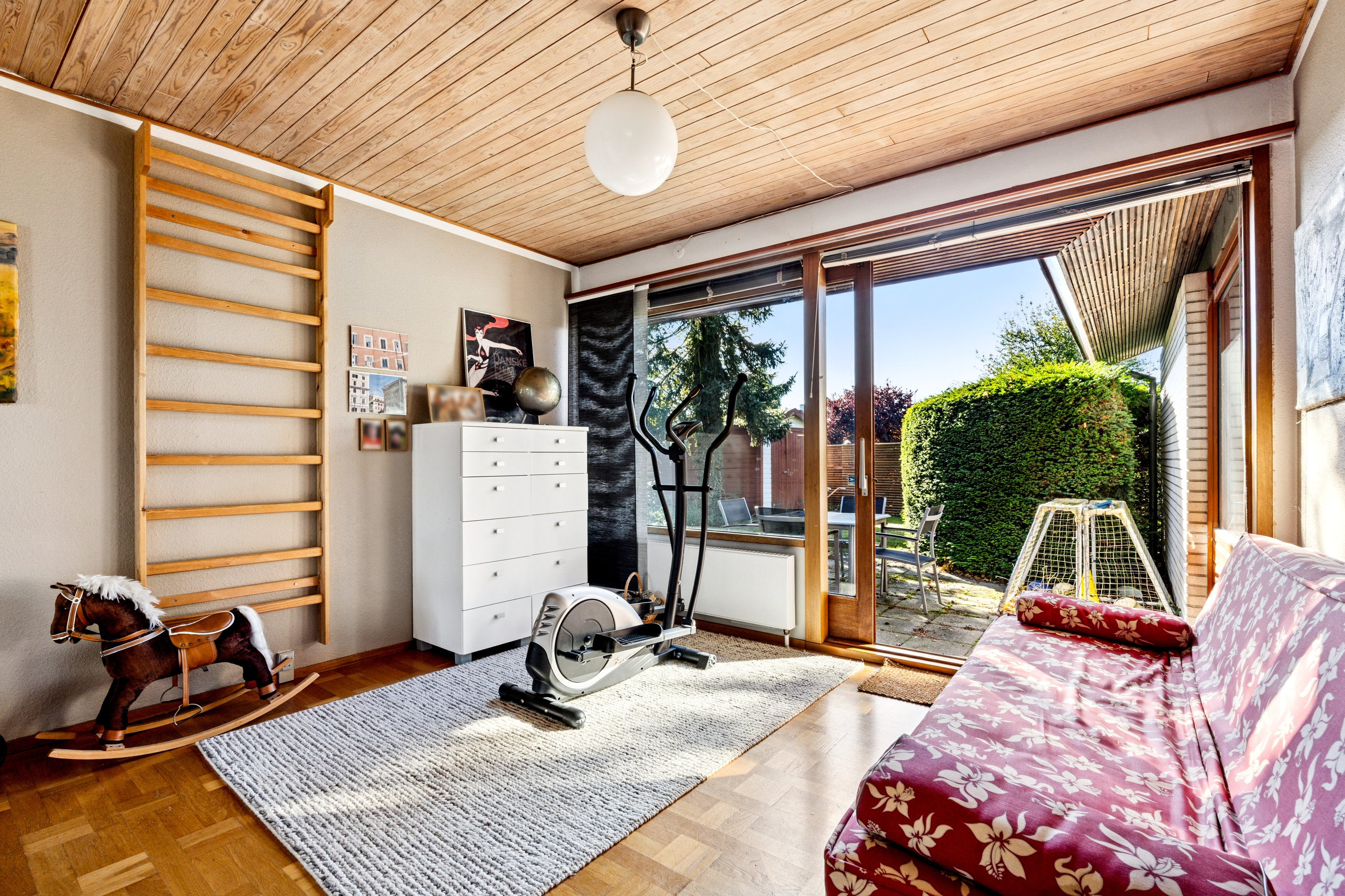 Fremhævet værelse billede i fuldskærmstilstand. Billede af Strandgårdsvej 5, 2690 Karlslunde