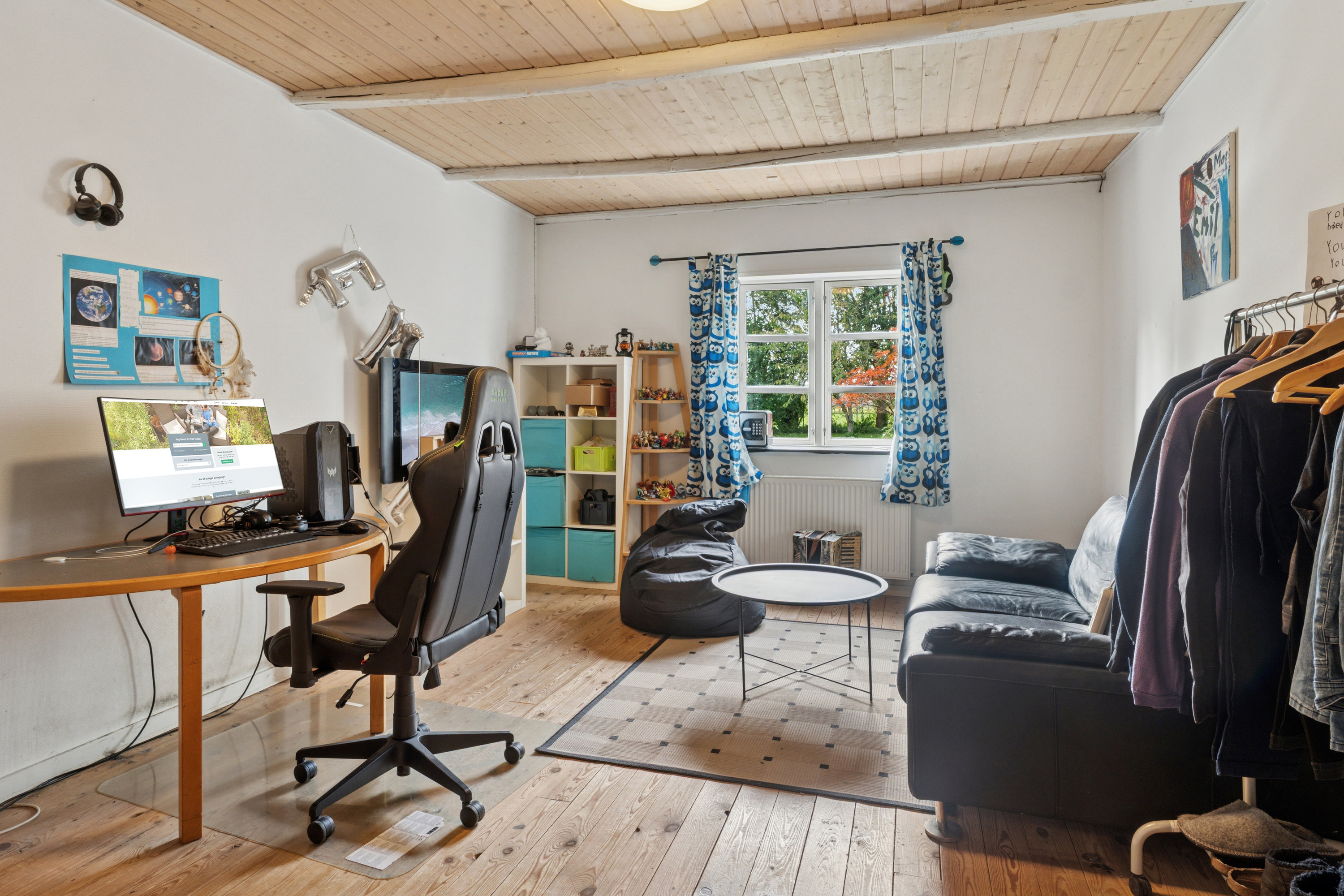 Fremhævet værelse billede i fuldskærmstilstand. Billede af Stadionsvej 3, 4735 Mern