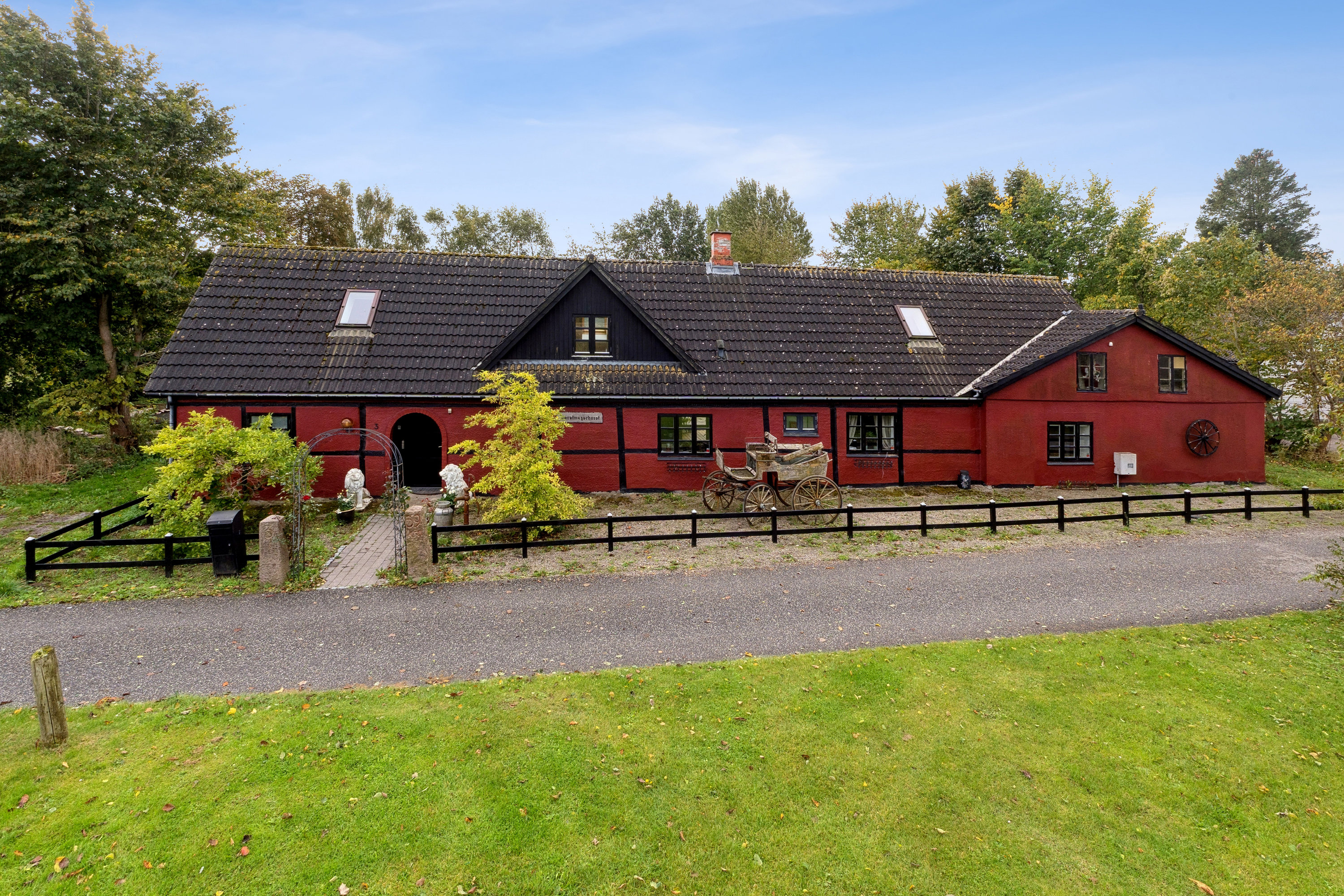 Miniaturebillede 1: ejendommen. Billede af Stadionsvej 3, 4735 Mern