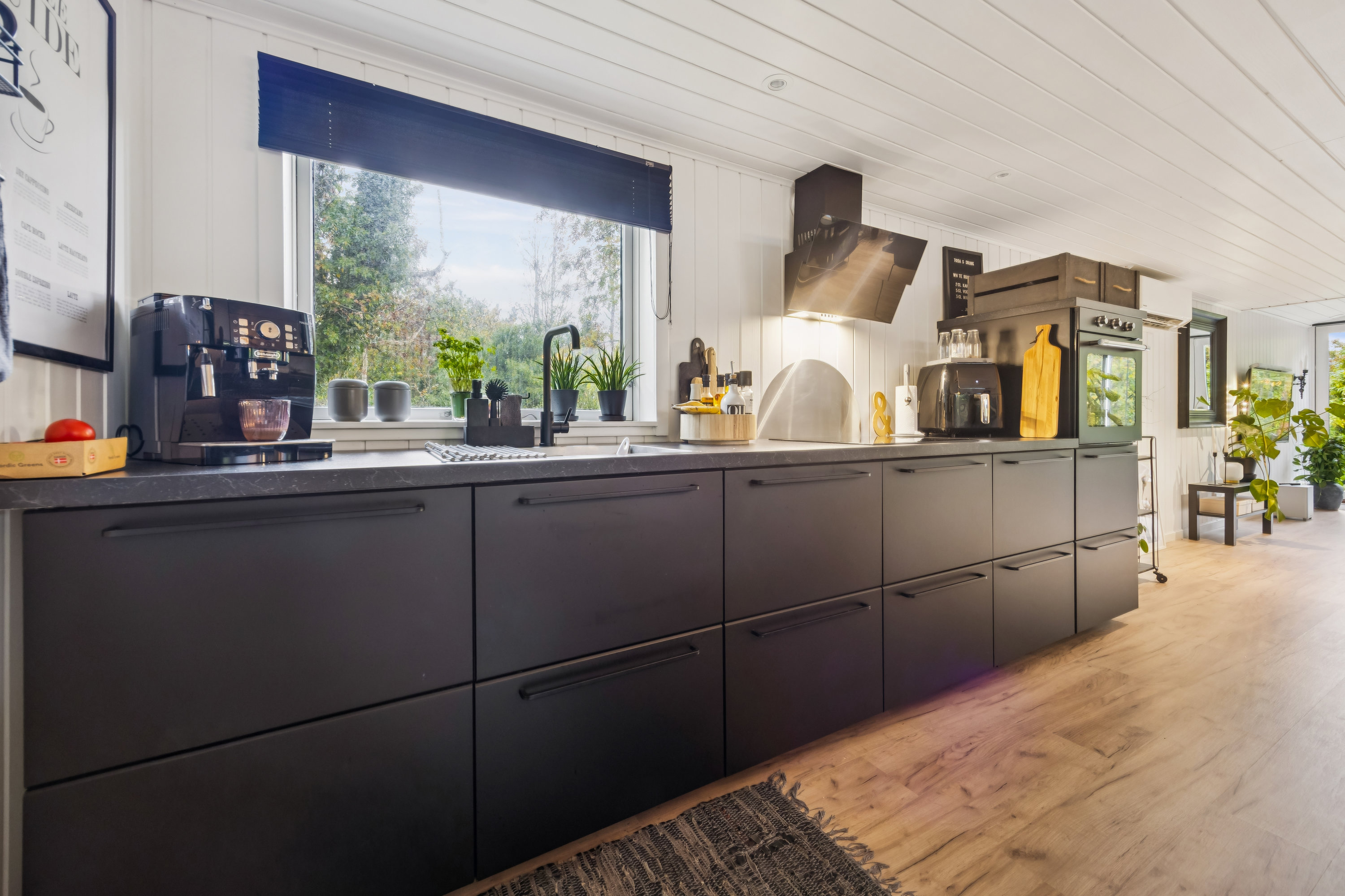 Fremhævet køkken billede i fuldskærmstilstand. Billede af Fasanvej 9, 9370 Hals