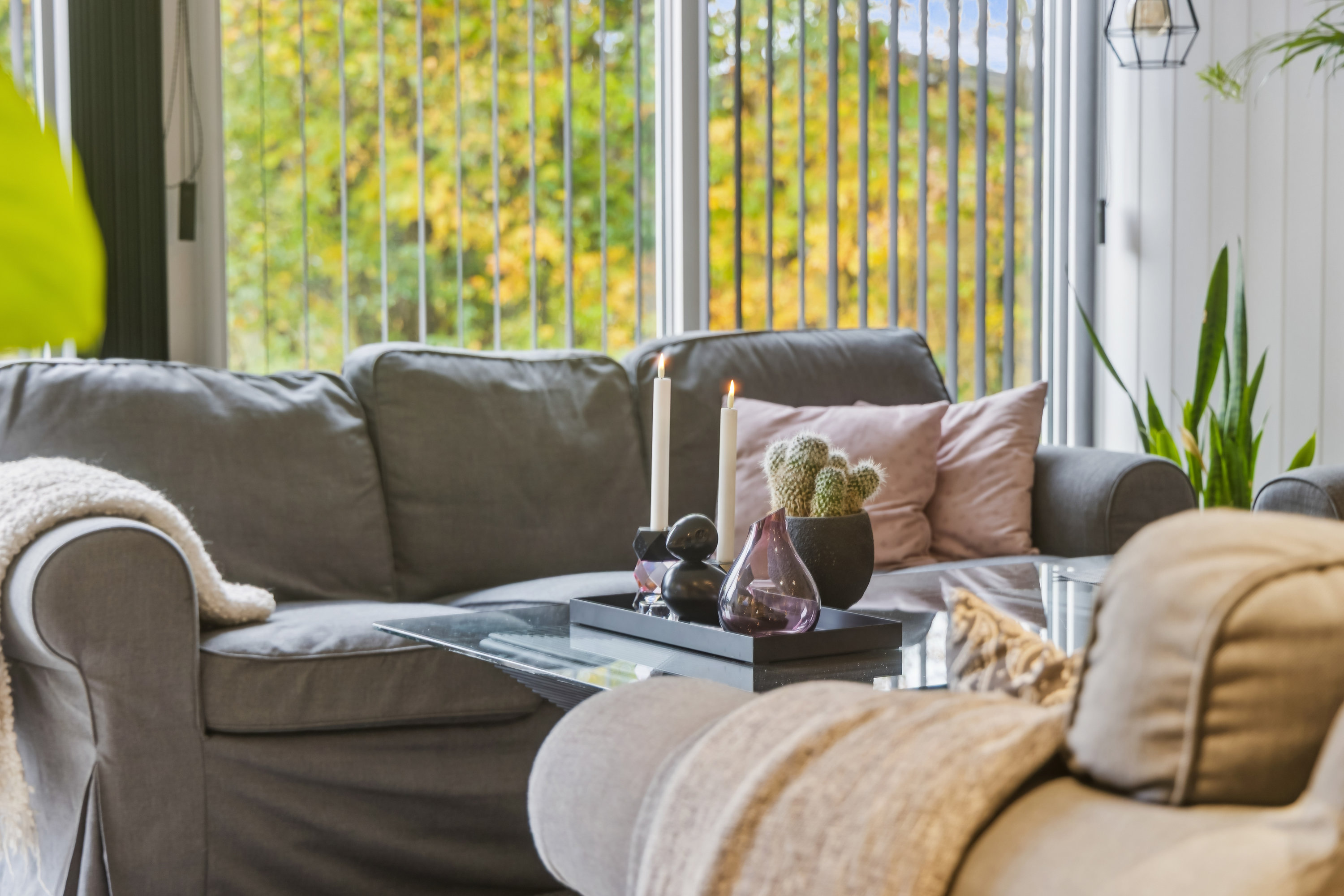 Fremhævet stue billede i fuldskærmstilstand. Billede af Fasanvej 9, 9370 Hals