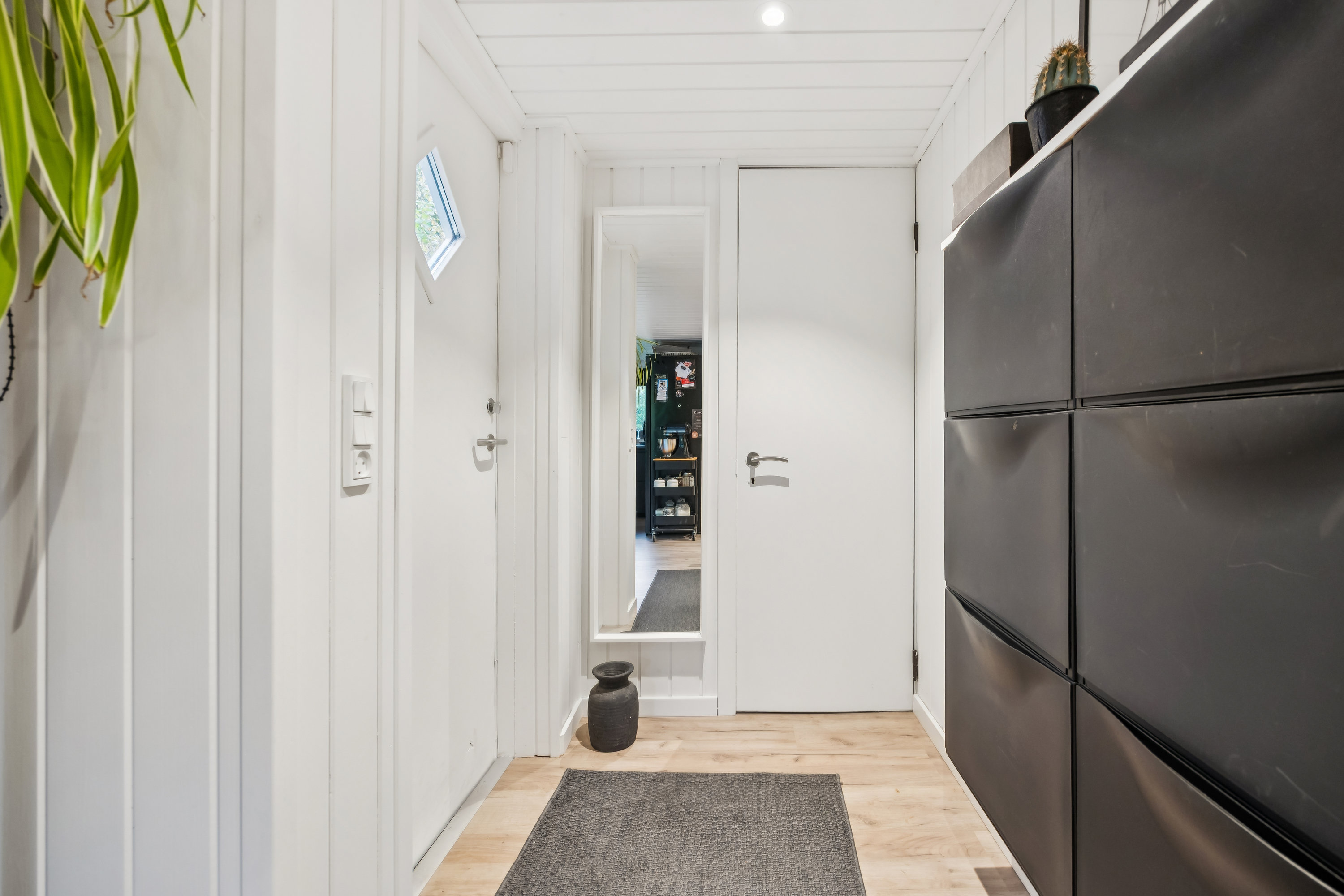 Fremhævet entré billede i fuldskærmstilstand. Billede af Fasanvej 9, 9370 Hals