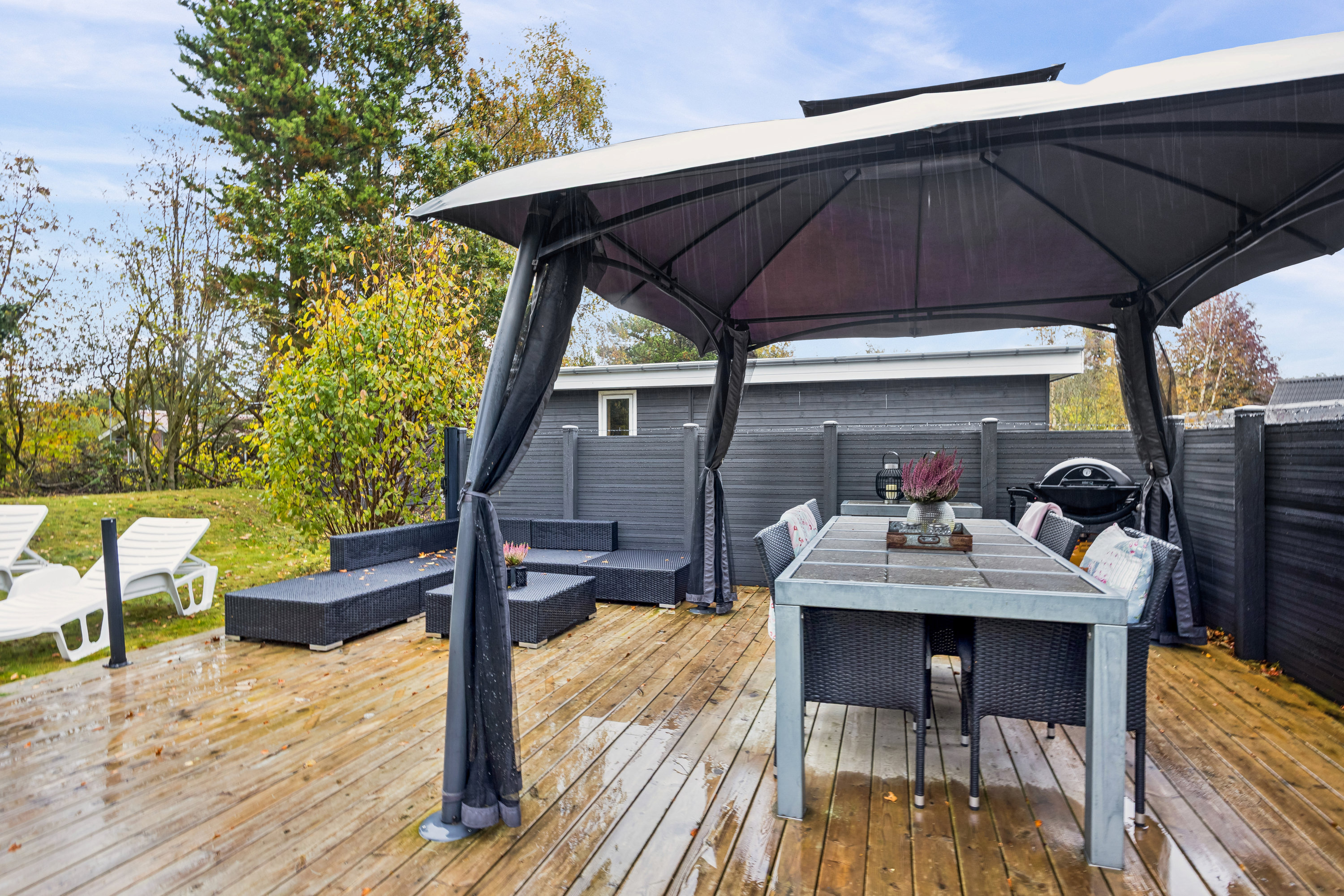 Fremhævet terrasse billede i fuldskærmstilstand. Billede af Fasanvej 9, 9370 Hals