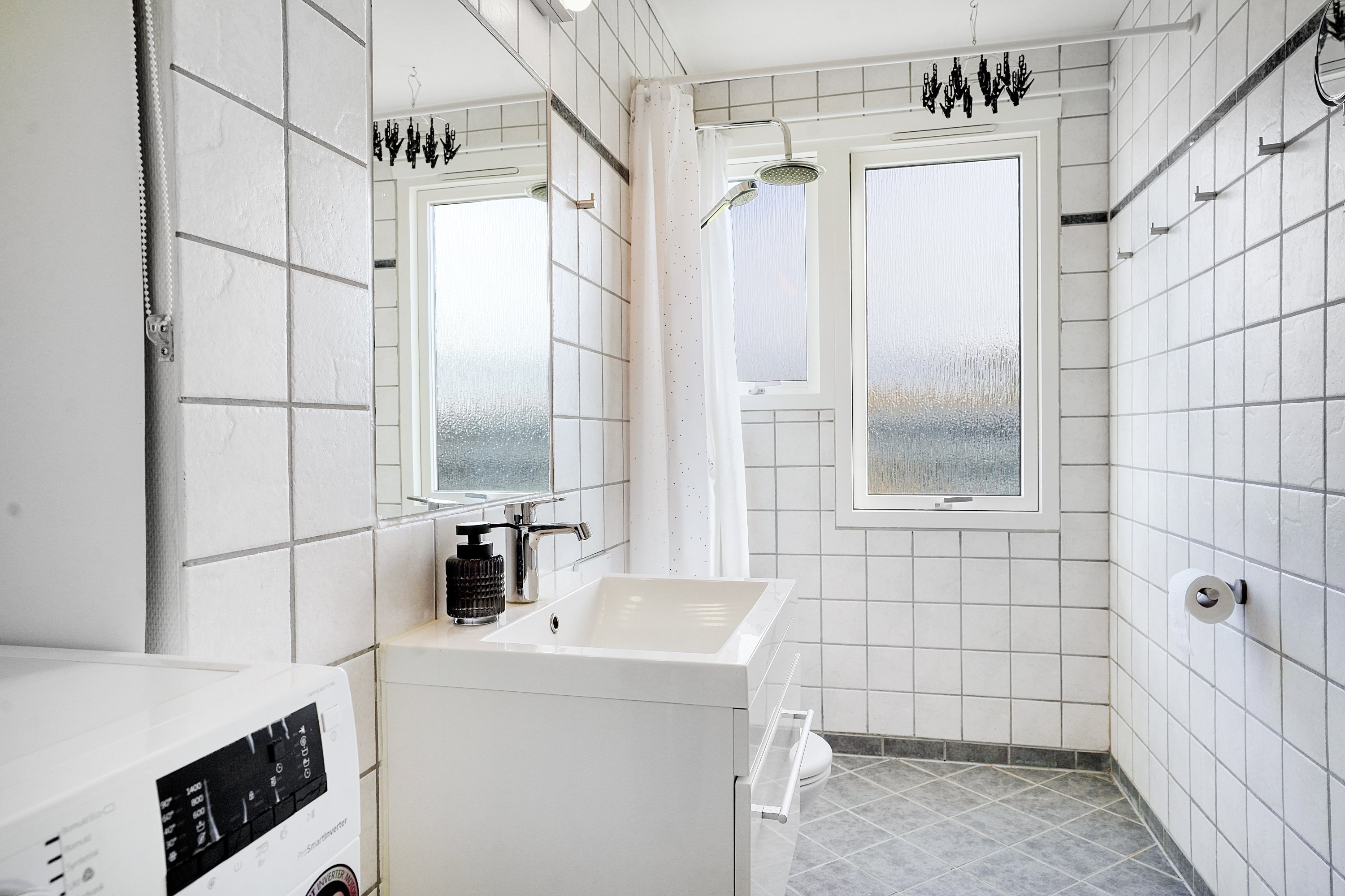 Fremhævet badeværelse billede i fuldskærmstilstand. Billede af Teglgårdsvej 621, 3. tv., 3050 Humlebæk