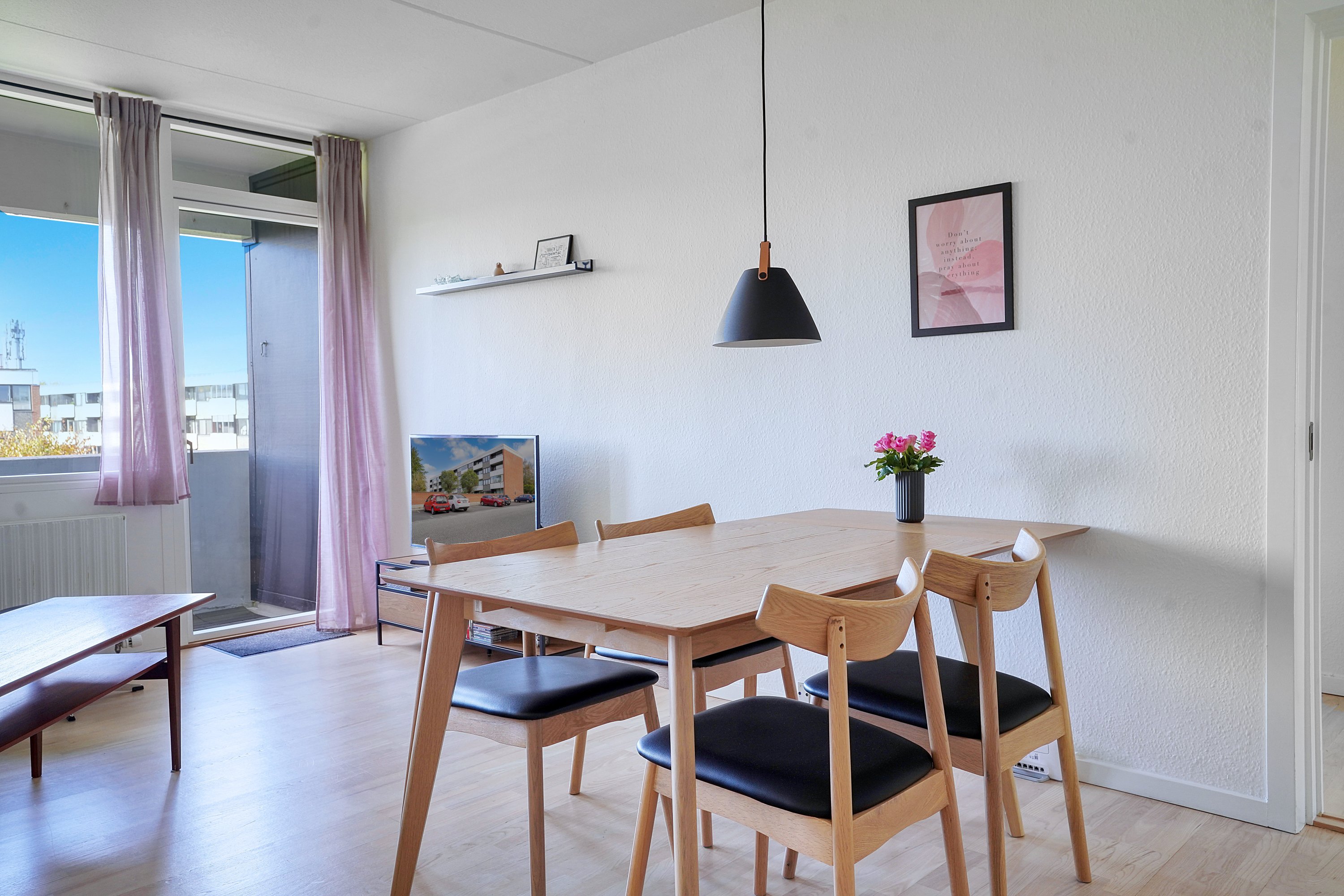 Fremhævet spisestue billede i fuldskærmstilstand. Billede af Teglgårdsvej 621, 3. tv., 3050 Humlebæk