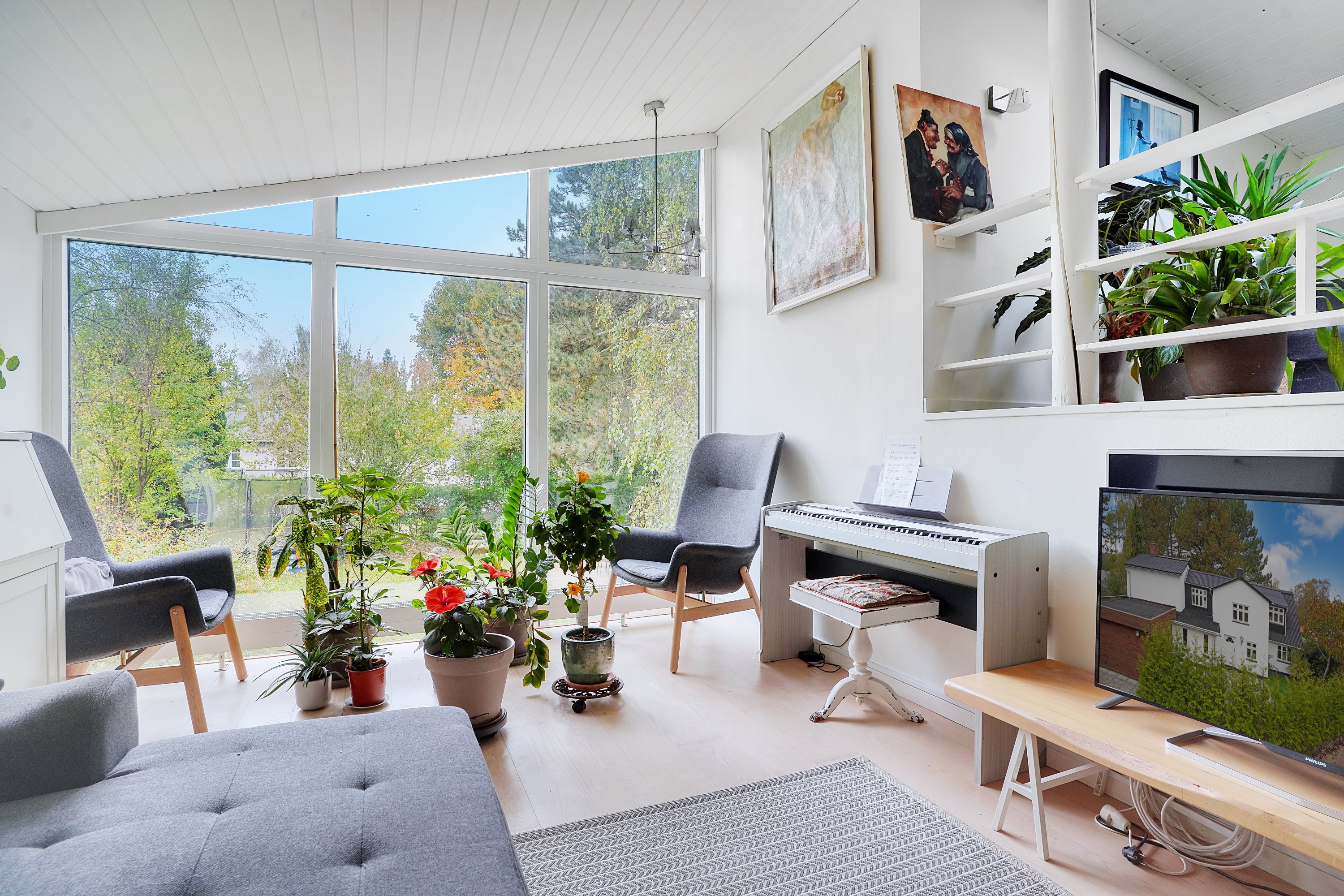 Fremhævet stue billede i fuldskærmstilstand. Billede af Høje Lønholt 12A, Lønholt, 3480 Fredensborg