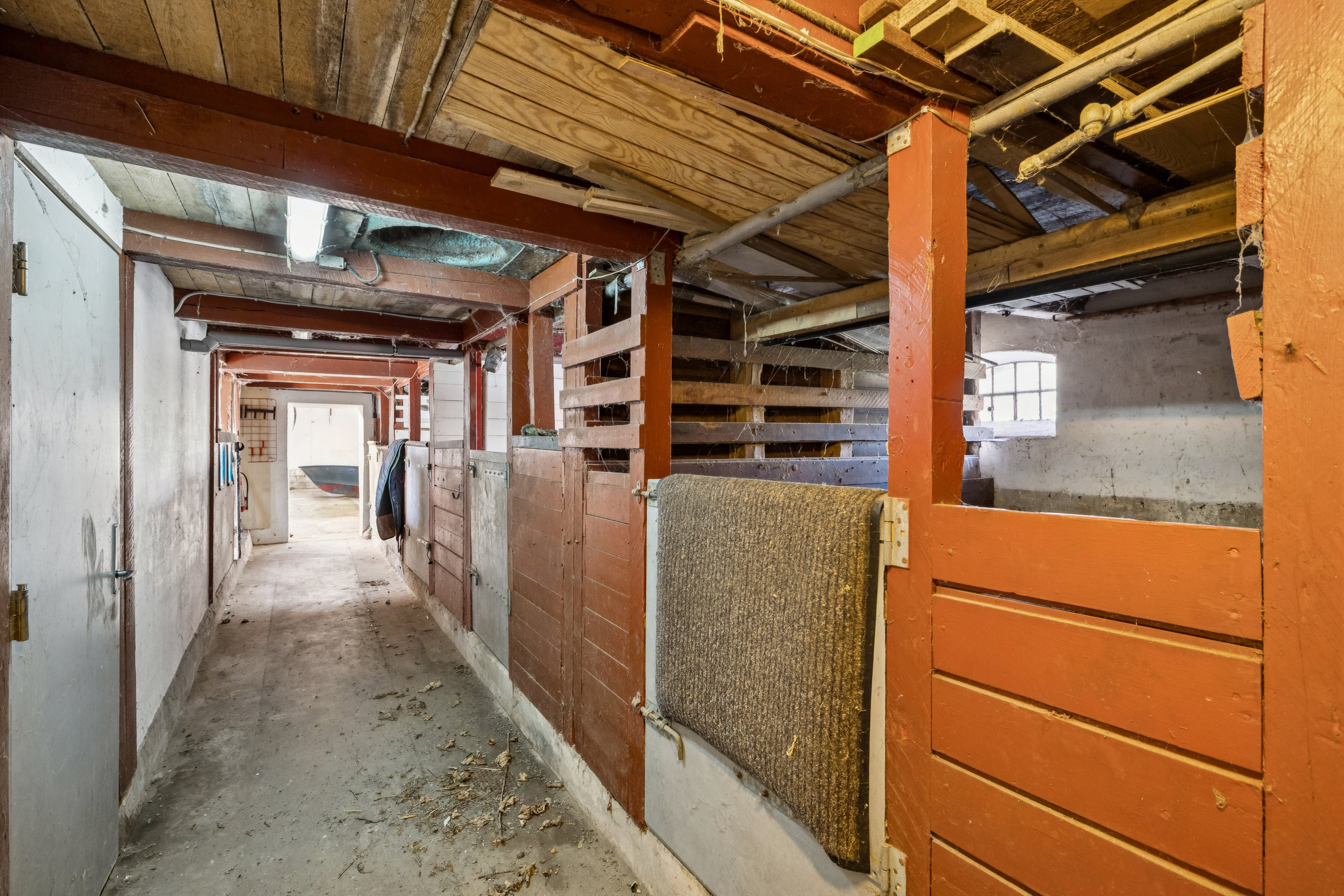 Fremhævet stald billede i fuldskærmstilstand. Billede af Sandgravvej 10, Gram, 8660 Skanderborg