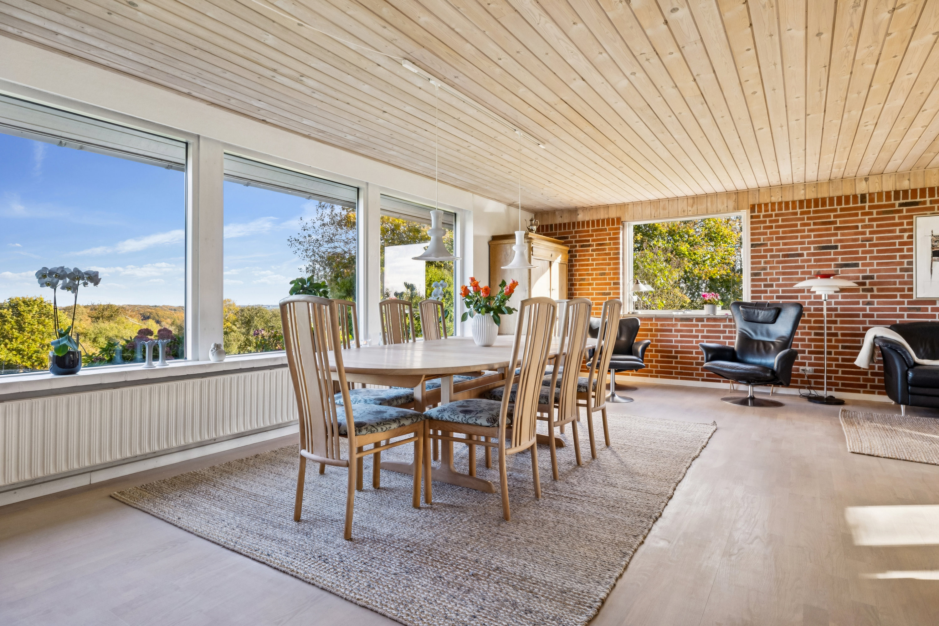 Fremhævet opholdsstue billede i fuldskærmstilstand. Billede af Sandgravvej 10, Gram, 8660 Skanderborg