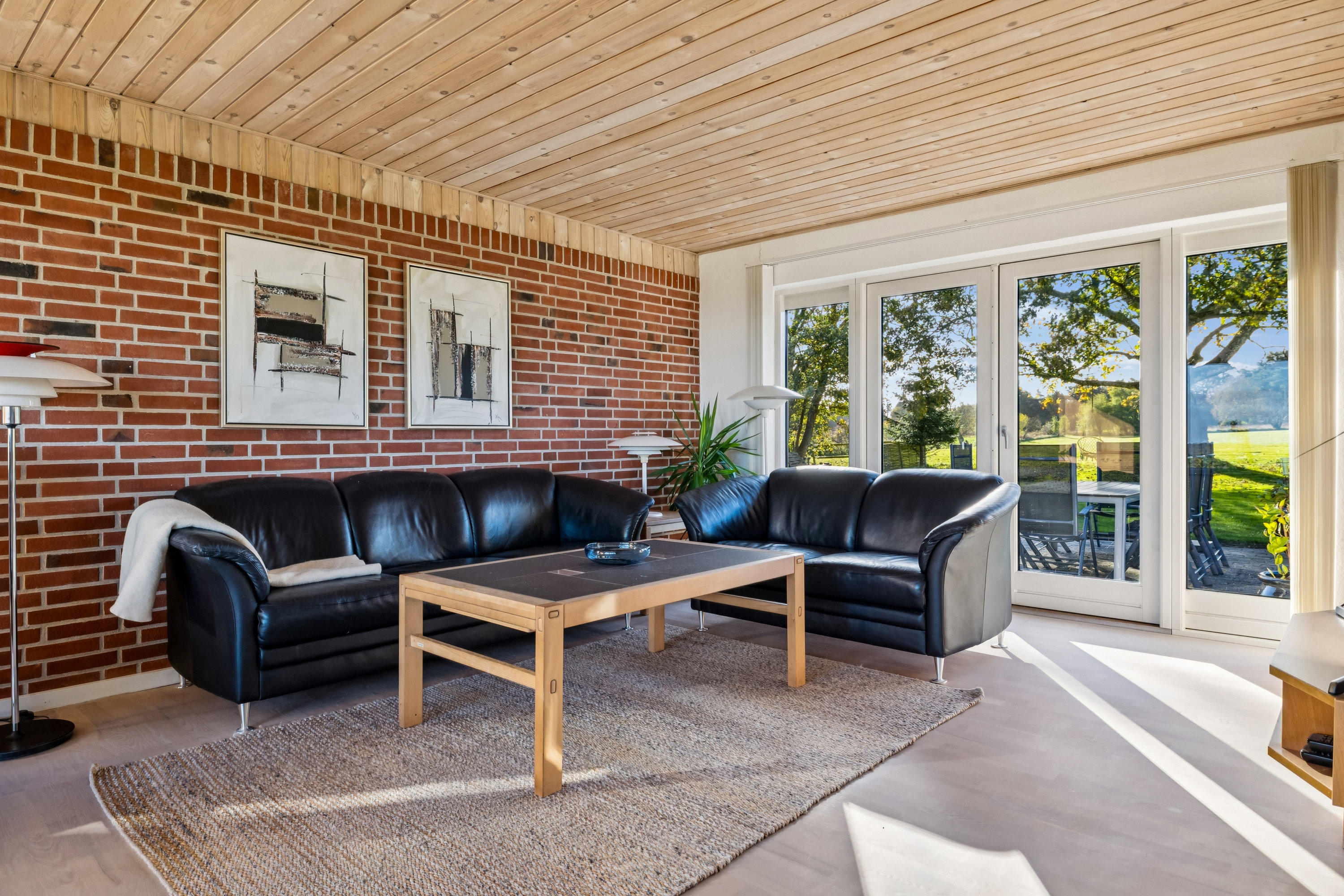 Fremhævet opholdsstue billede i fuldskærmstilstand. Billede af Sandgravvej 10, Gram, 8660 Skanderborg