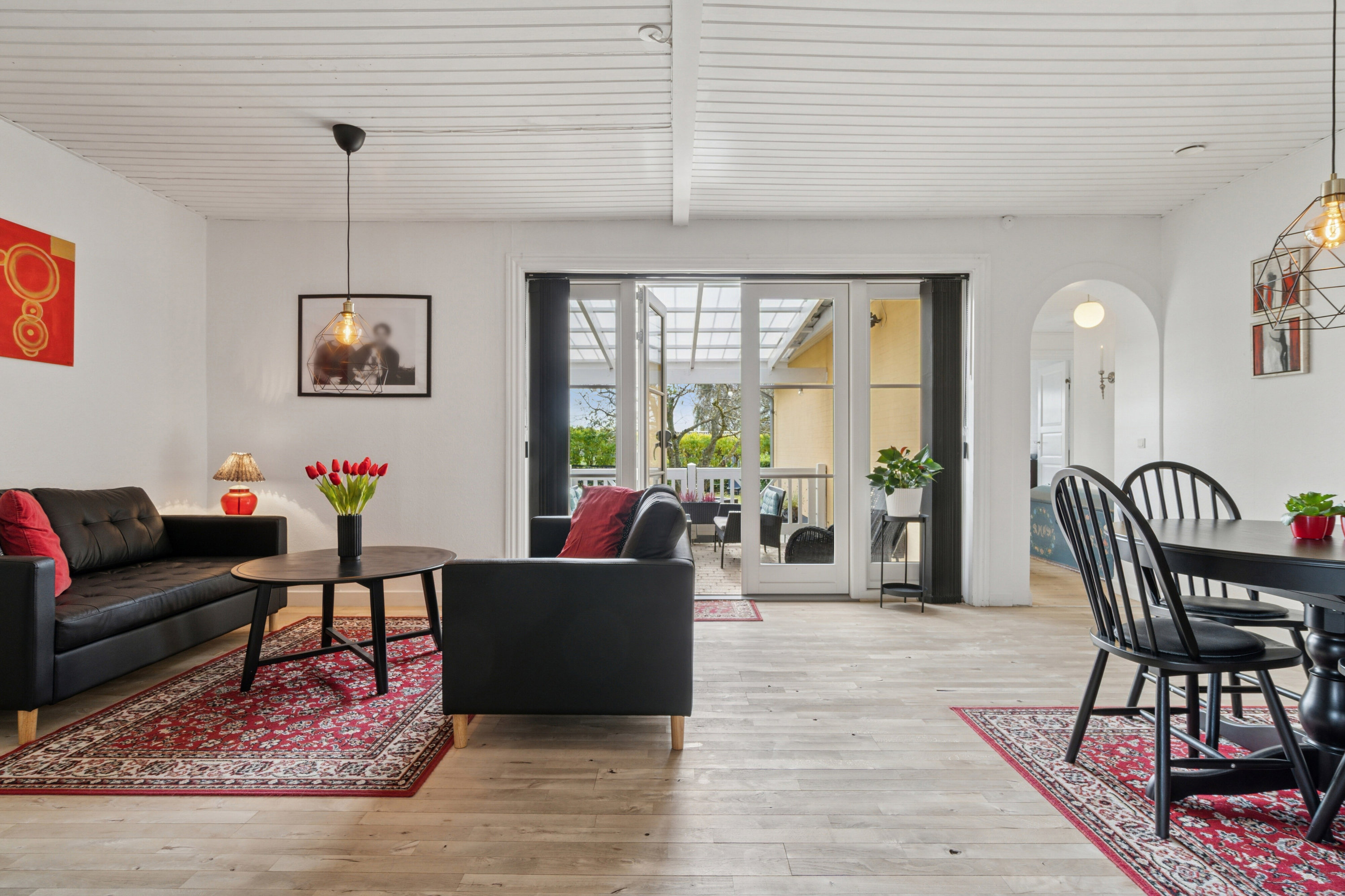 Fremhævet stue billede i fuldskærmstilstand. Billede af Tollerupvej 33, 3370 Melby