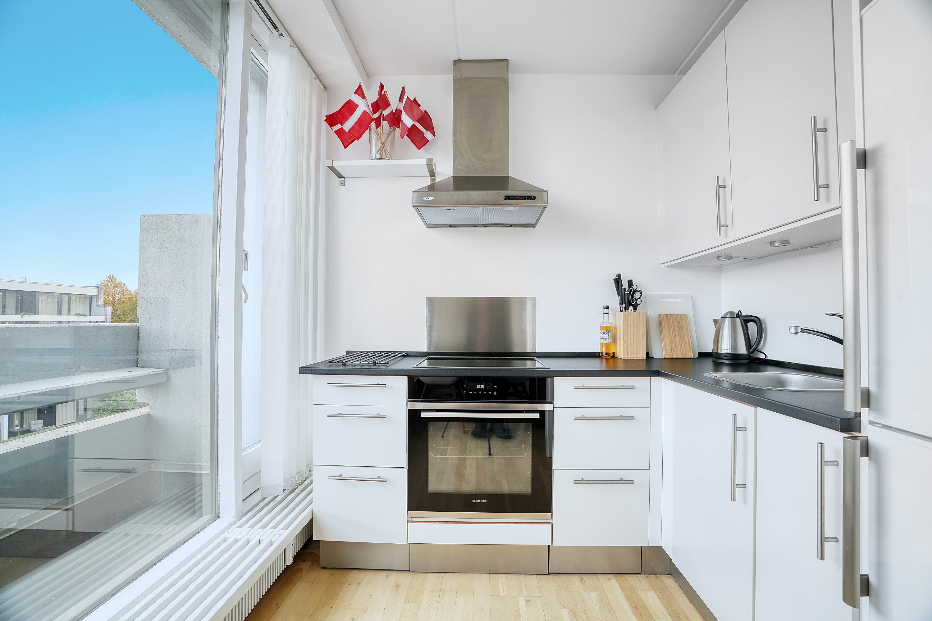 Fremhævet køkken billede i fuldskærmstilstand. Billede af Akacieparken 9B, 2. 46., 2680 Solrød Strand