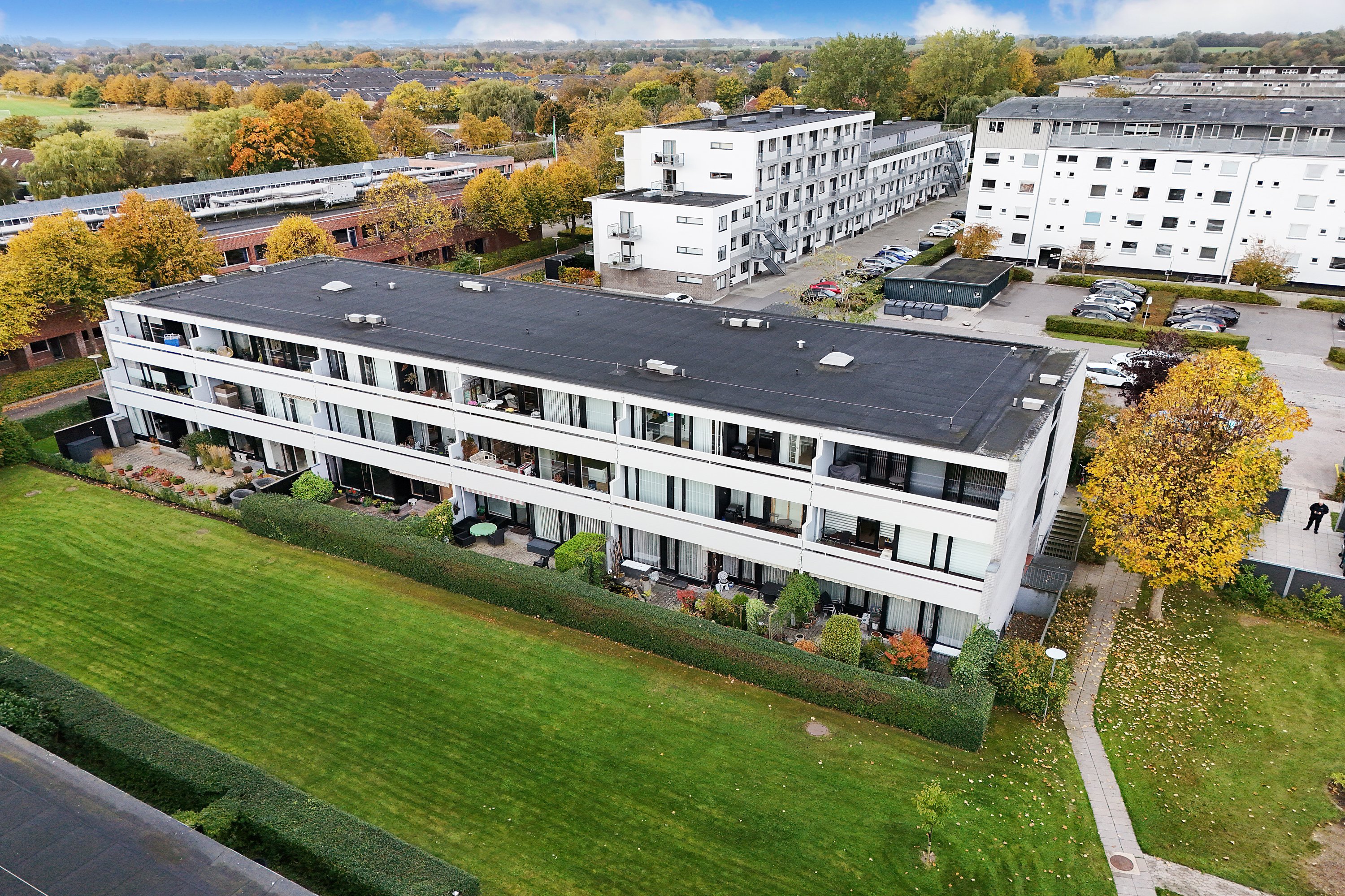 Fremhævet luftfoto billede i fuldskærmstilstand. Billede af Akacieparken 9B, 2. 46., 2680 Solrød Strand