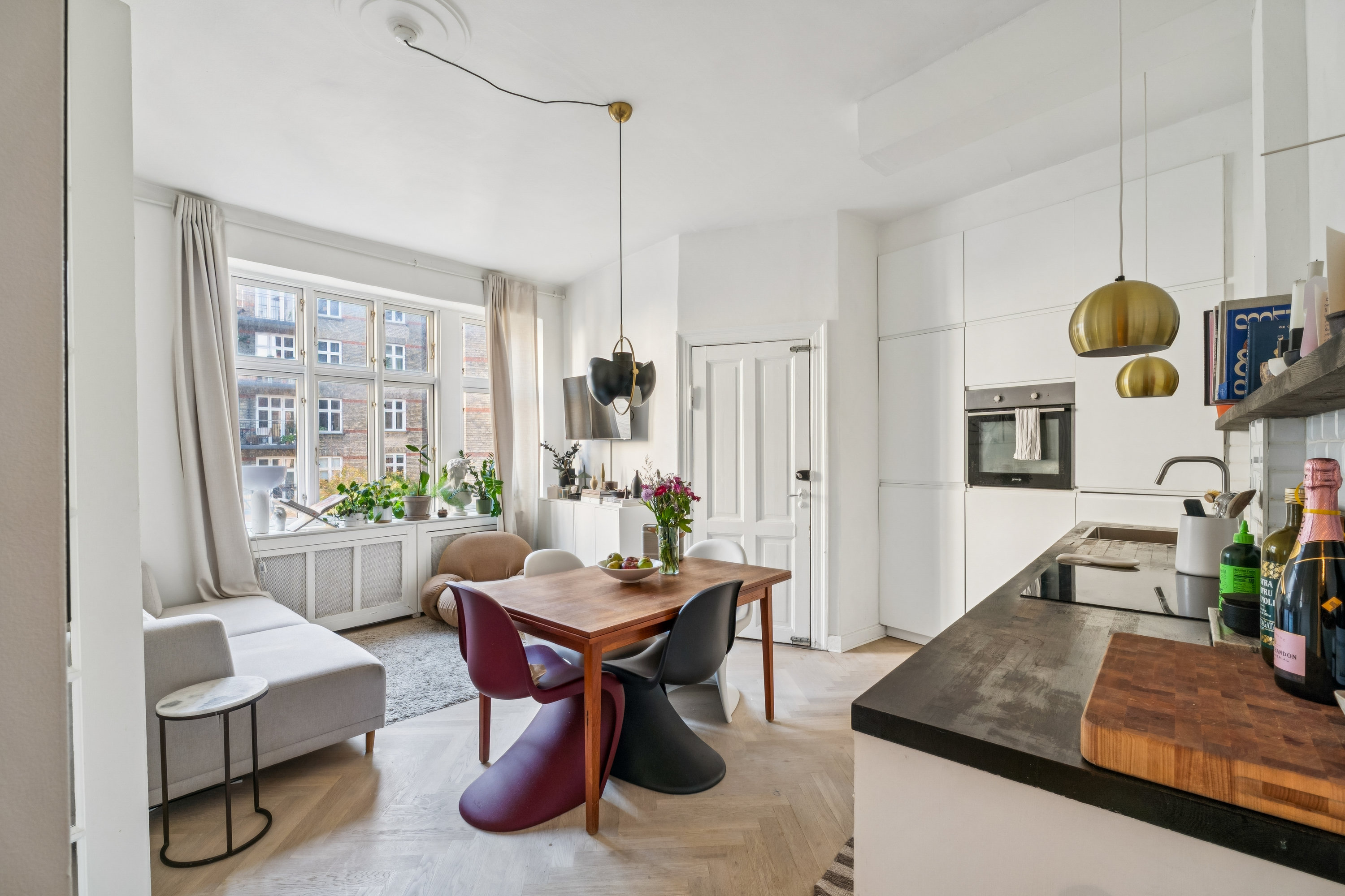 Miniaturebillede 1: stue. Billede af Næstvedgade 6A, 2. tv., 2100 København Ø