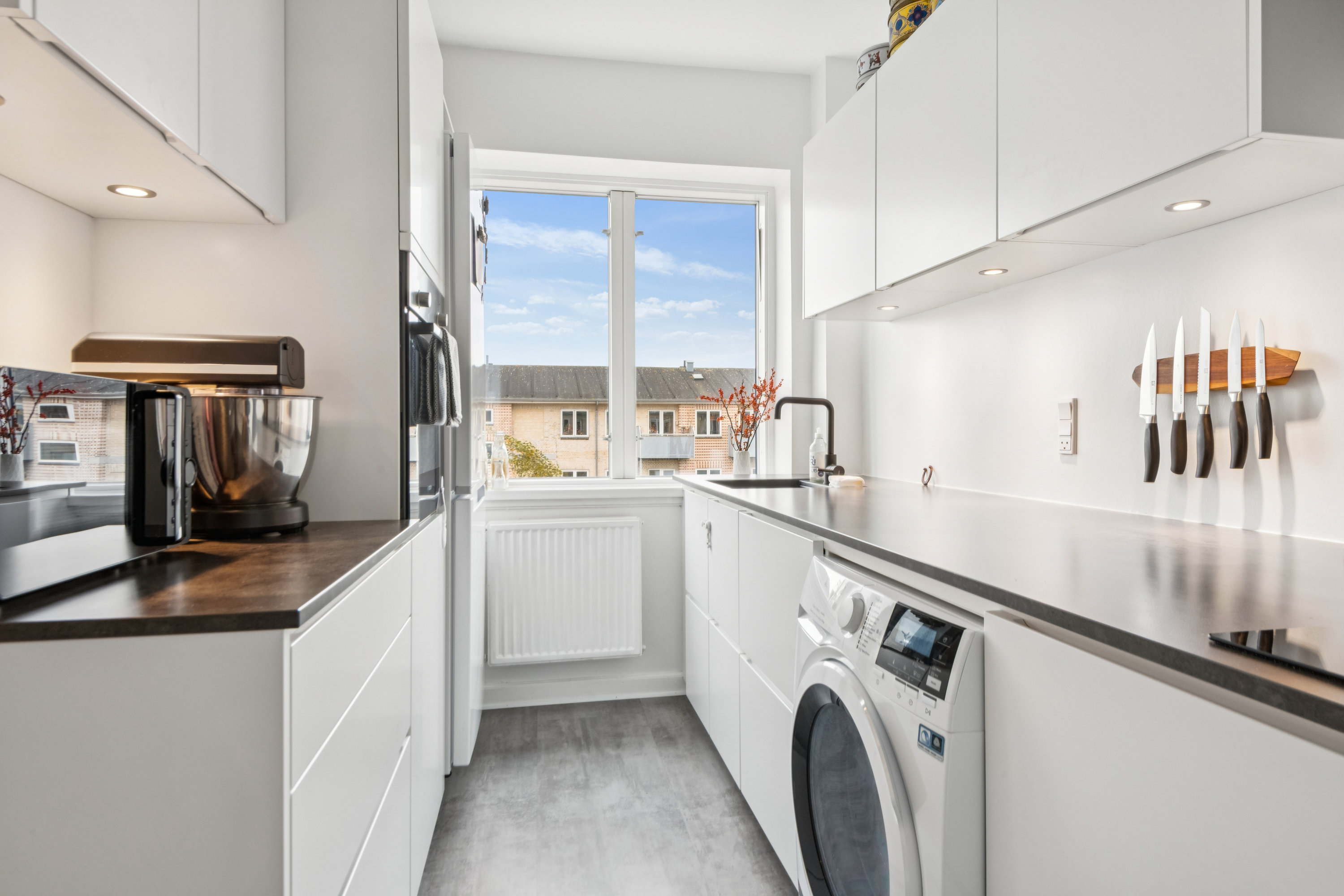 Fremhævet køkken billede i fuldskærmstilstand. Billede af Sønderbro 15, 4. tv., 9000 Aalborg