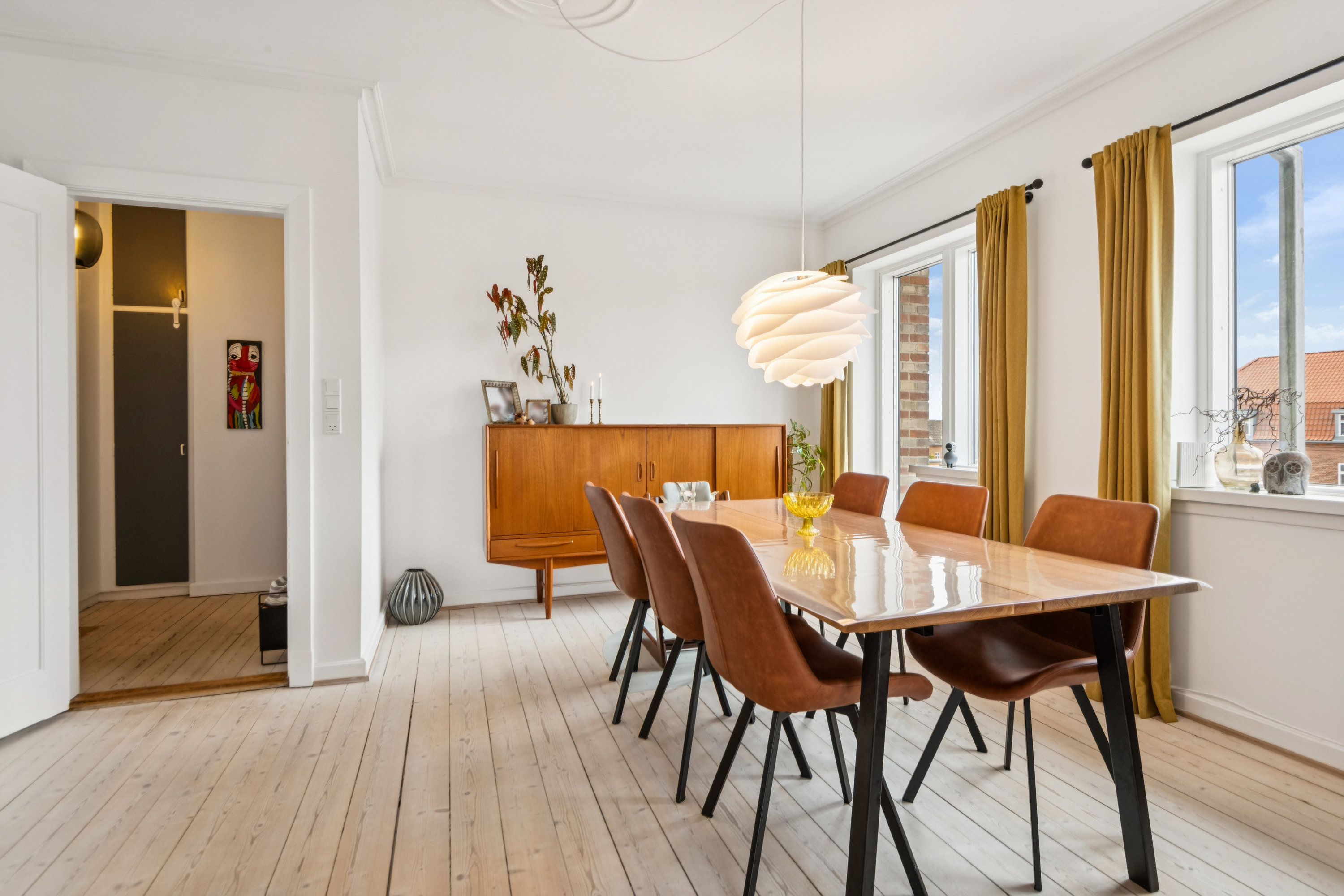 Fremhævet spisestue billede i fuldskærmstilstand. Billede af Sønderbro 15, 4. tv., 9000 Aalborg