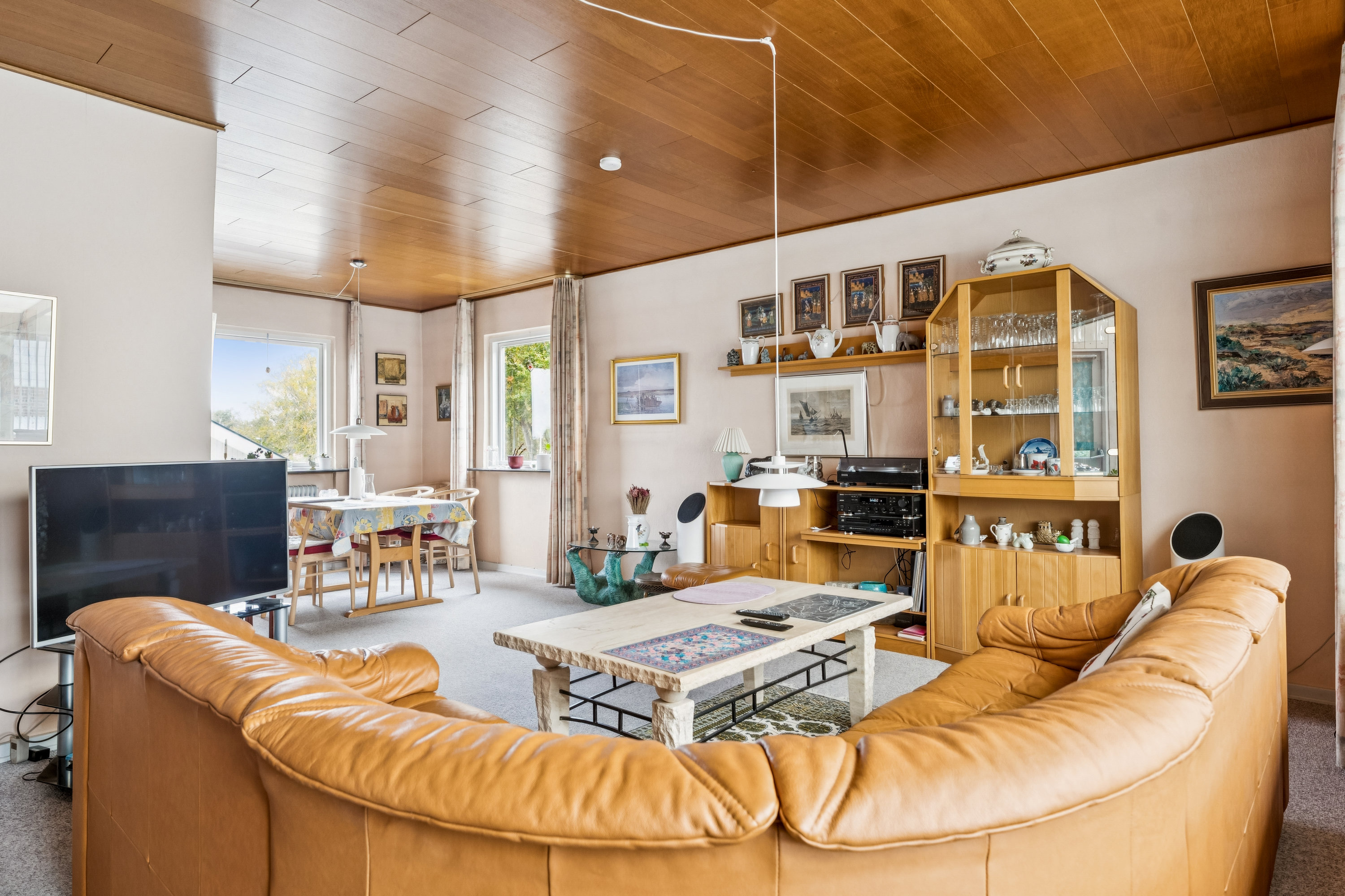 Fremhævet stue billede i fuldskærmstilstand. Billede af Thyvej 6, 8940 Randers SV