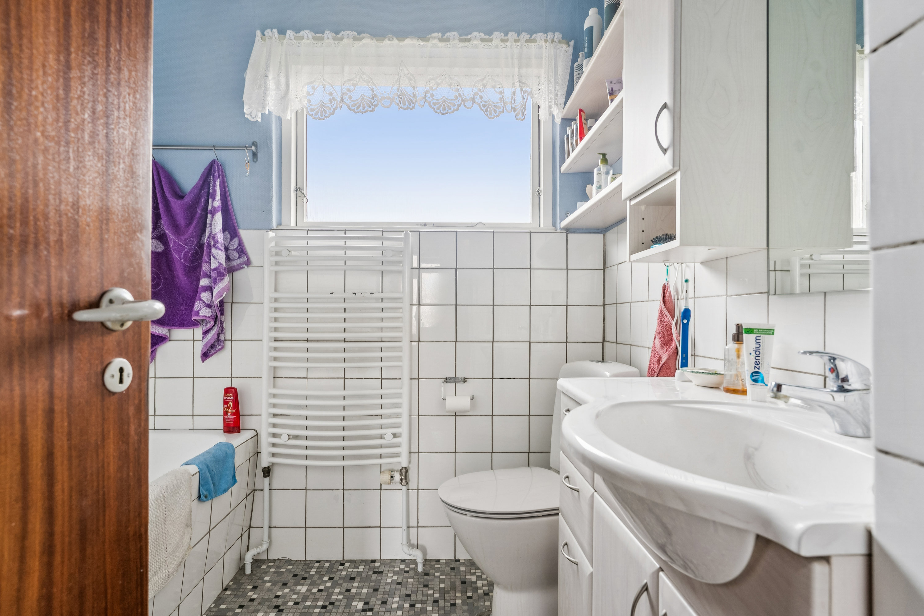 Fremhævet badeværelse billede i fuldskærmstilstand. Billede af Thyvej 6, 8940 Randers SV