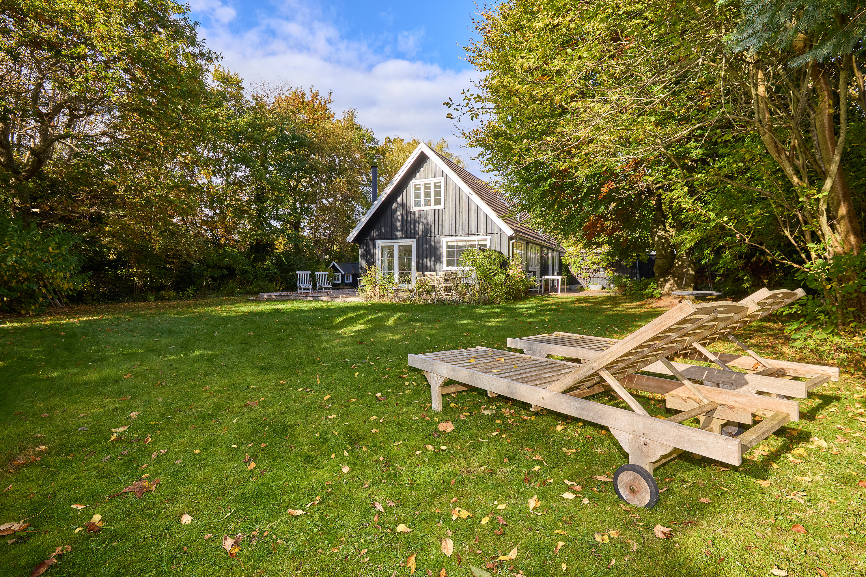 Fremhævet have billede i fuldskærmstilstand. Billede af N P Nielsens Vej 13, 3220 Tisvildeleje