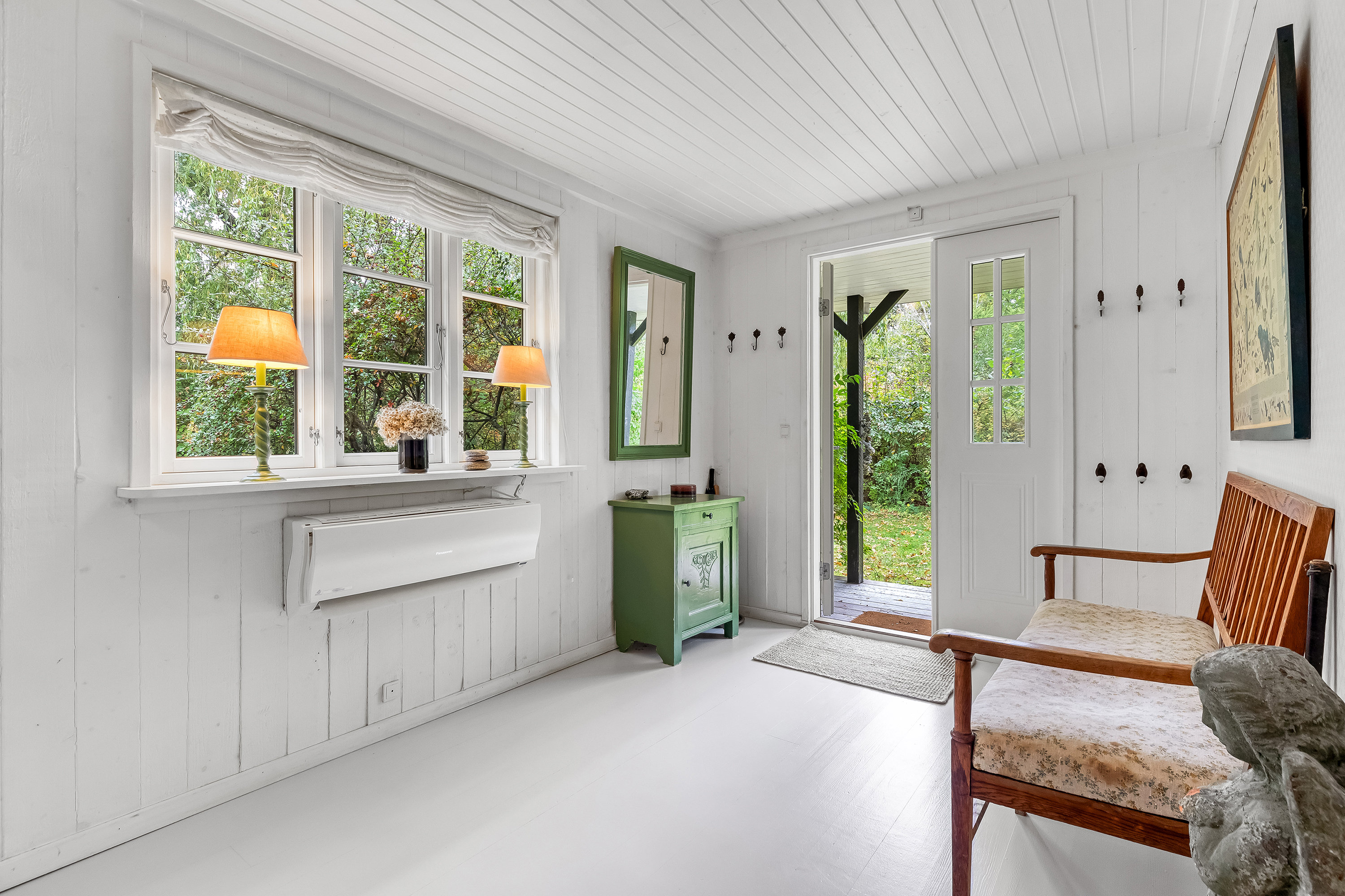 Fremhævet entré billede i fuldskærmstilstand. Billede af N P Nielsens Vej 13, 3220 Tisvildeleje