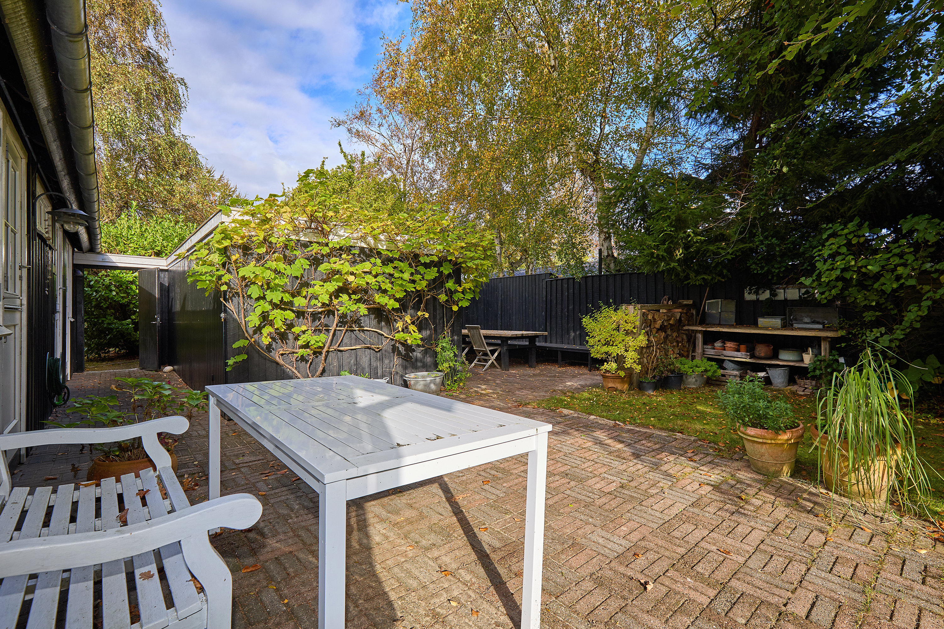 Fremhævet terrasse billede i fuldskærmstilstand. Billede af N P Nielsens Vej 13, 3220 Tisvildeleje