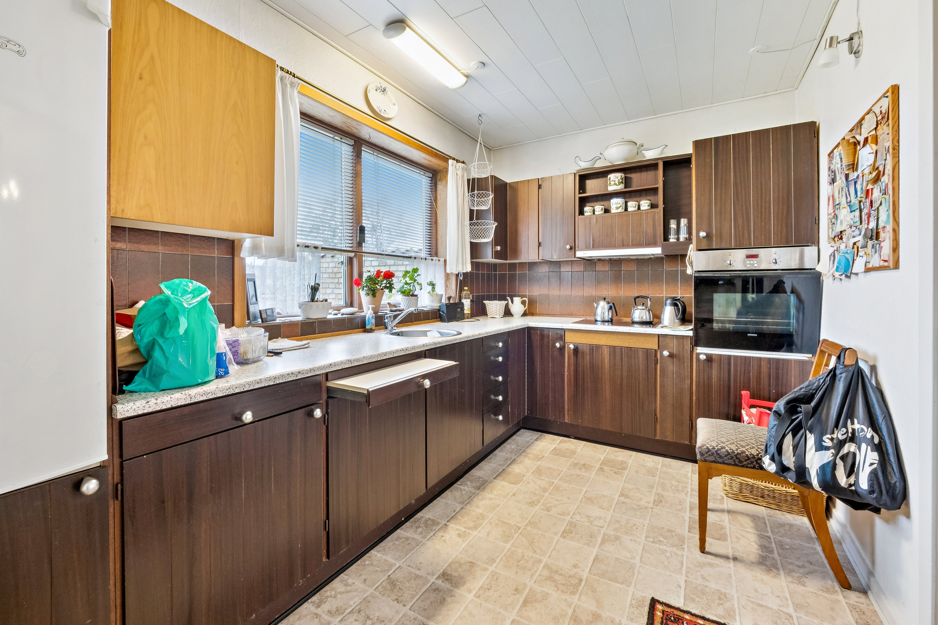 Fremhævet køkken billede i fuldskærmstilstand. Billede af Højbro 13, 7900 Nykøbing M