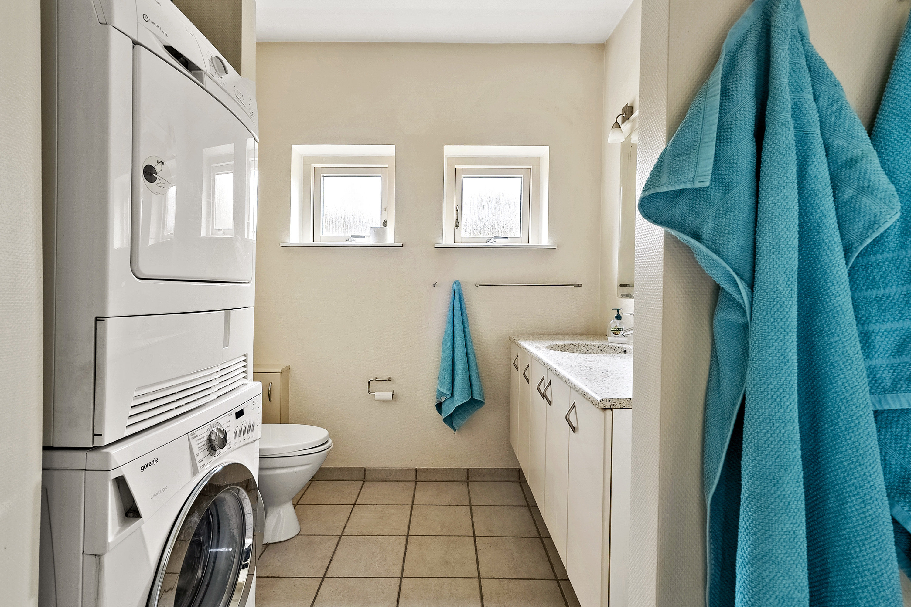 Fremhævet badeværelse billede i fuldskærmstilstand. Billede af Skovalle 6, 8783 Hornsyld