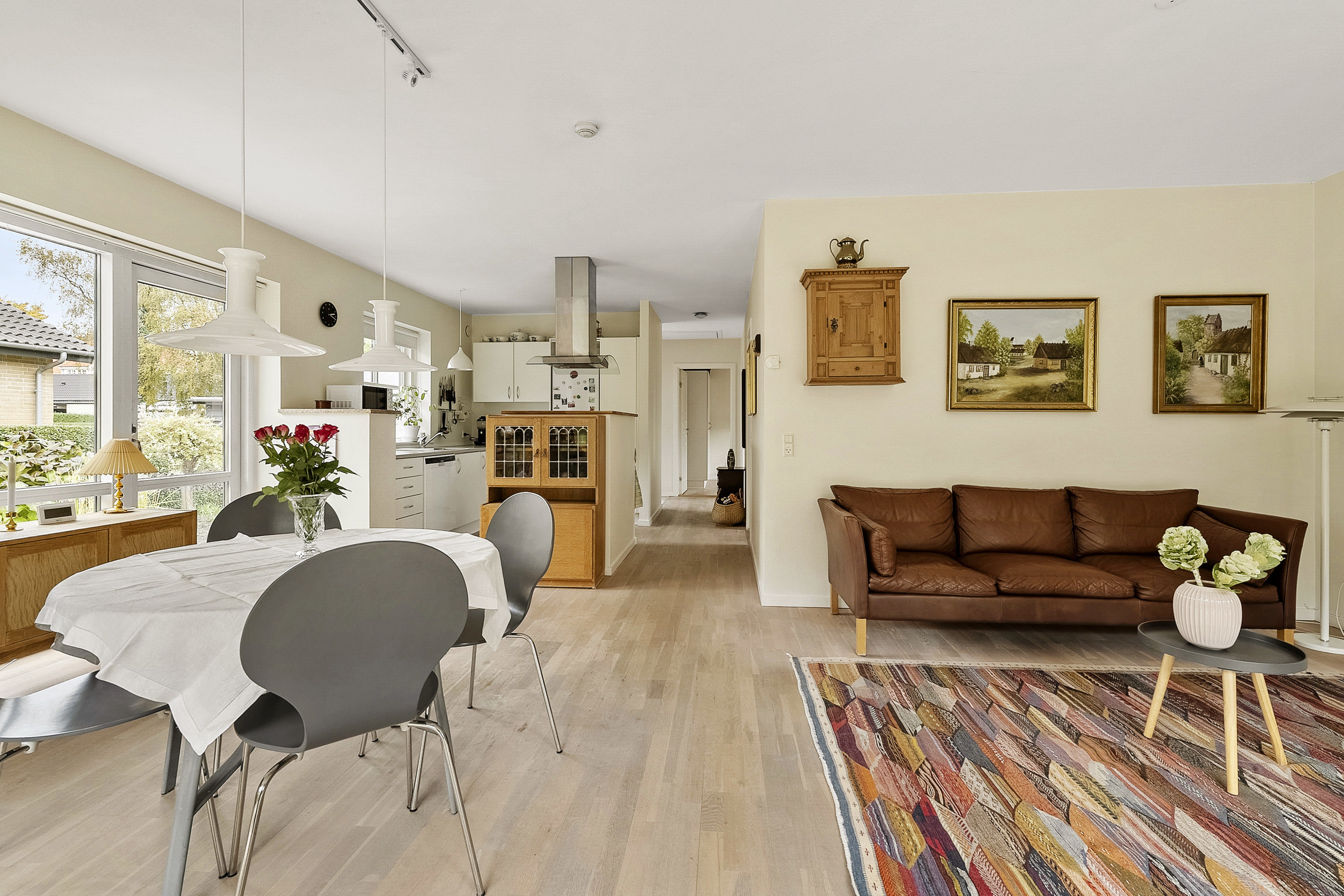 Fremhævet stue billede i fuldskærmstilstand. Billede af Skovalle 6, 8783 Hornsyld