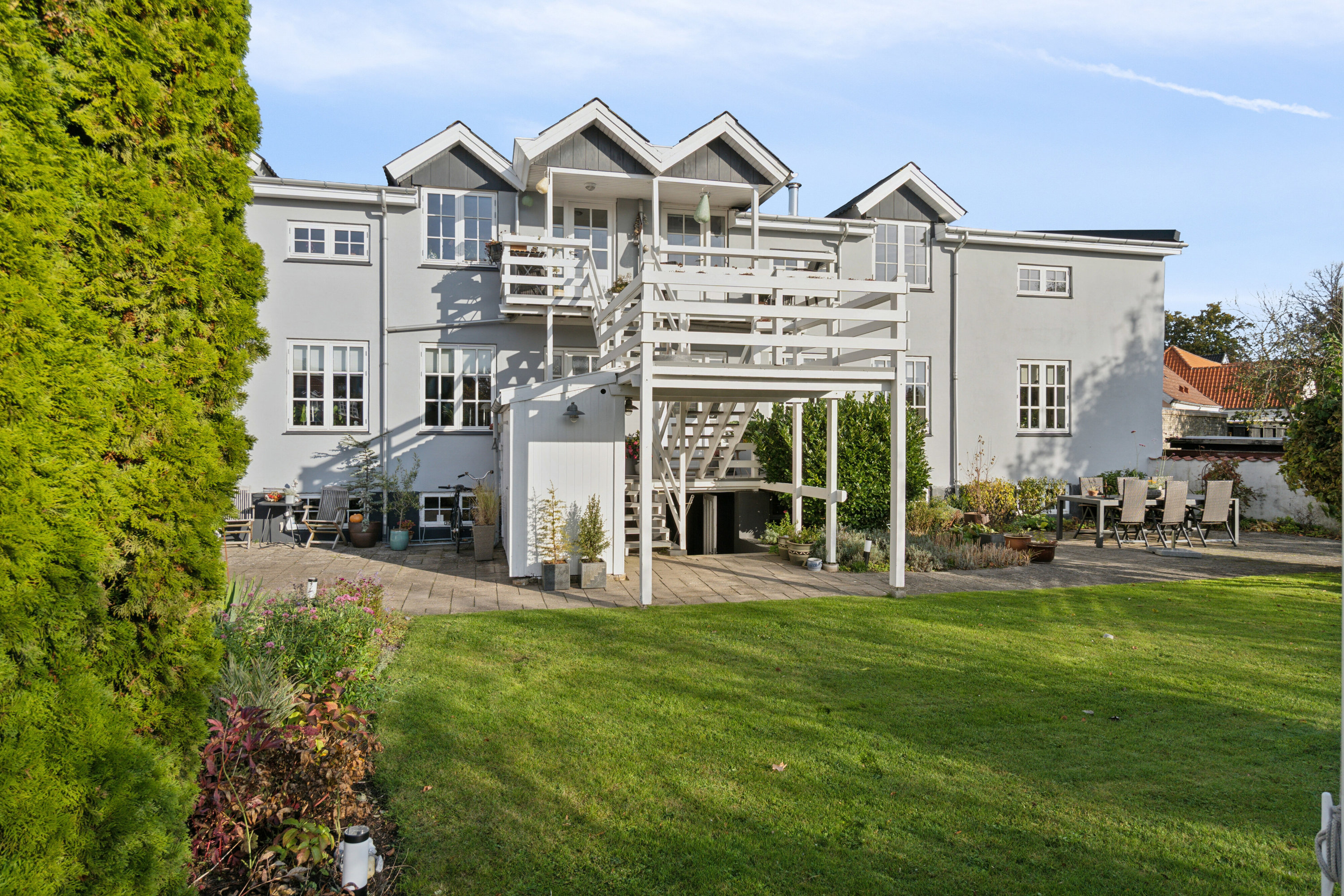 Fremhævet set fra haven billede i fuldskærmstilstand. Billede af Hestemøllestræde 4, 1. tv., 4200 Slagelse