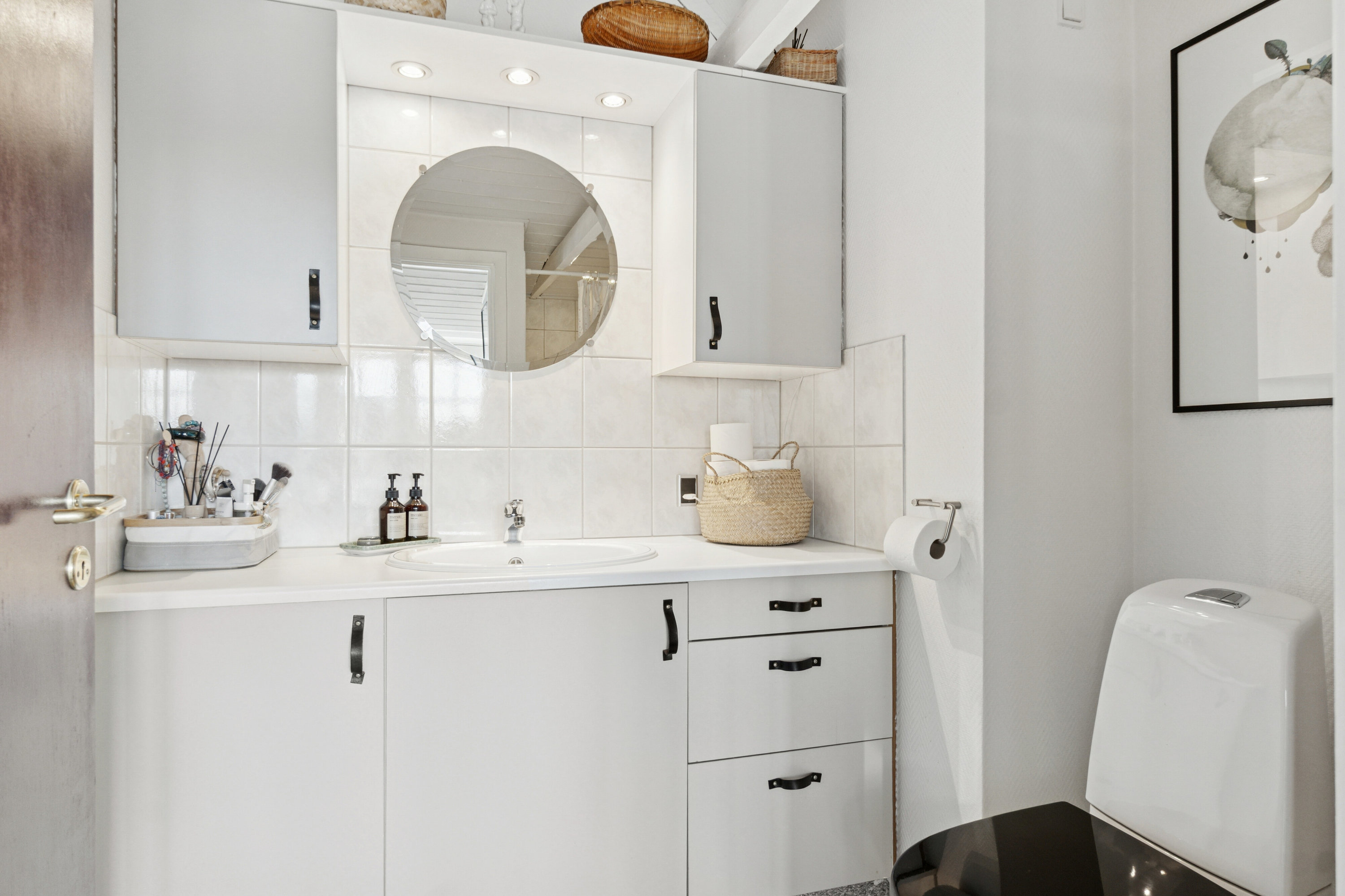 Fremhævet badeværelse billede i fuldskærmstilstand. Billede af Hestemøllestræde 4, 1. tv., 4200 Slagelse