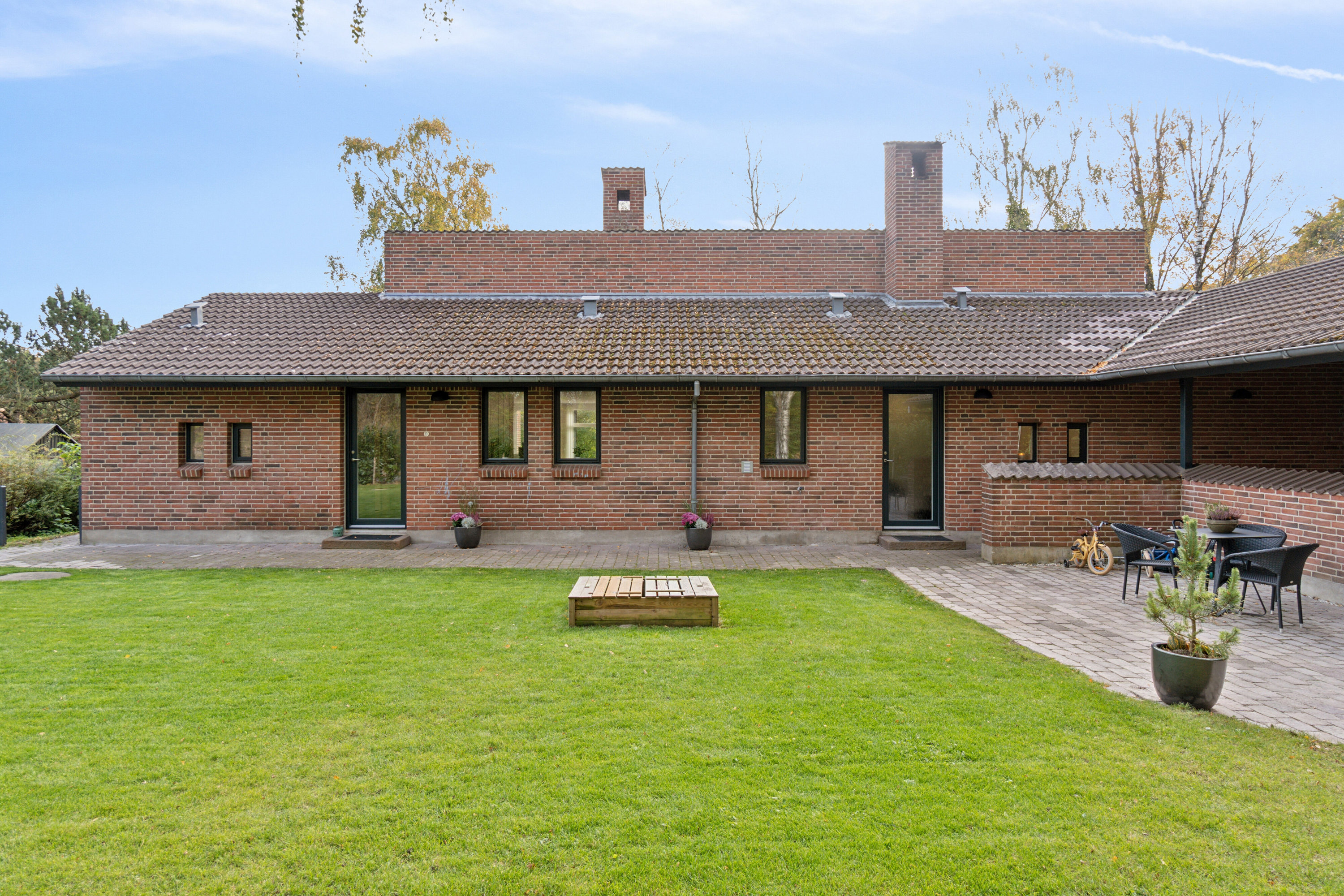 Fremhævet set fra haven billede i fuldskærmstilstand. Billede af Teglværksvej 22, 4200 Slagelse