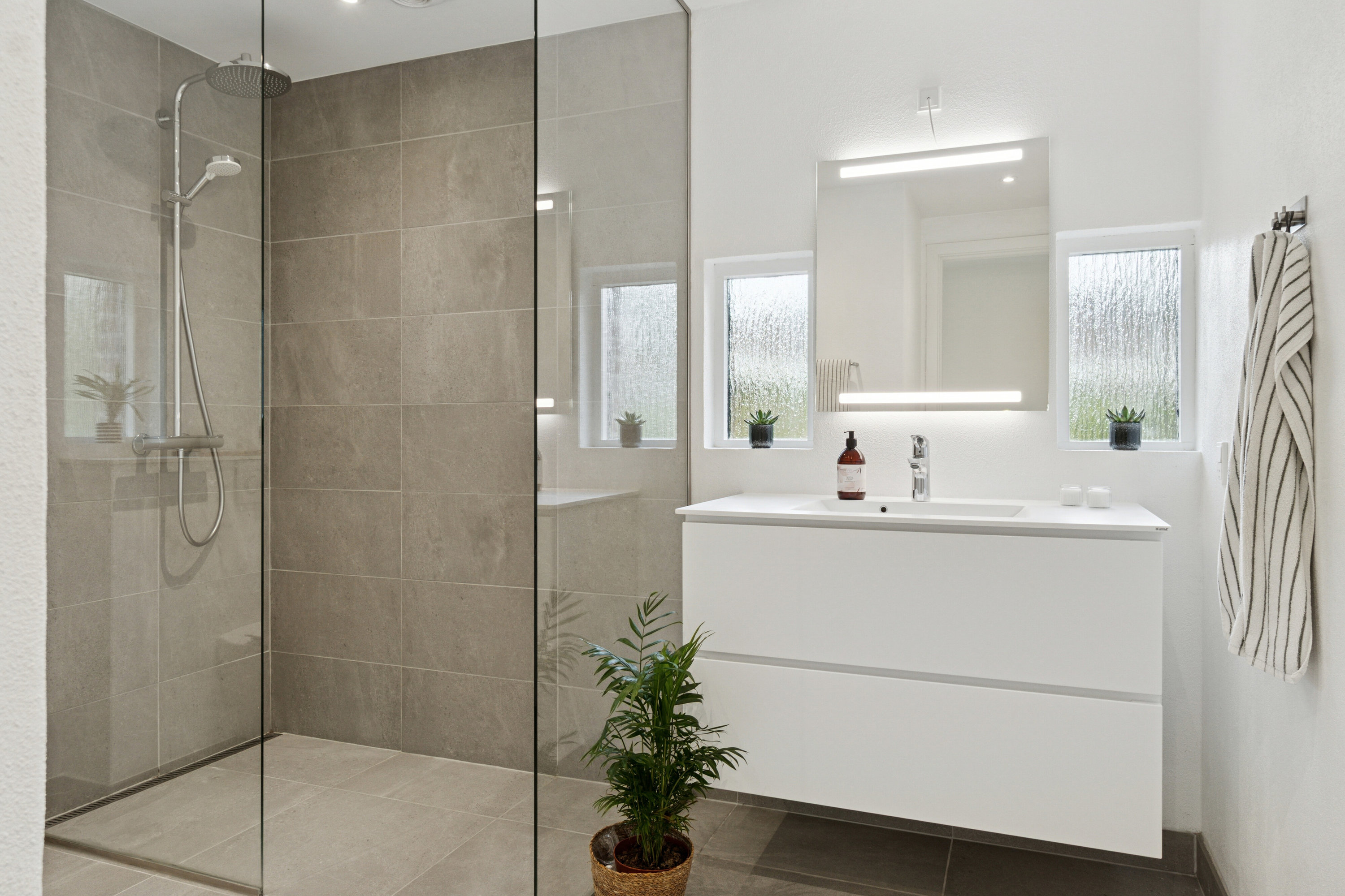 Fremhævet badeværelse billede i fuldskærmstilstand. Billede af Teglværksvej 22, 4200 Slagelse