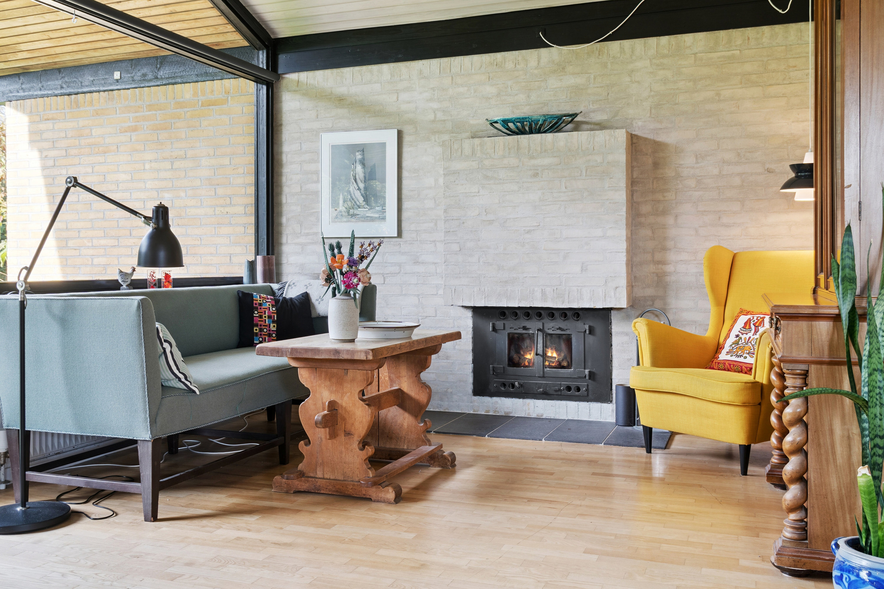 Fremhævet stue billede i fuldskærmstilstand. Billede af Mørkager 51, 2620 Albertslund