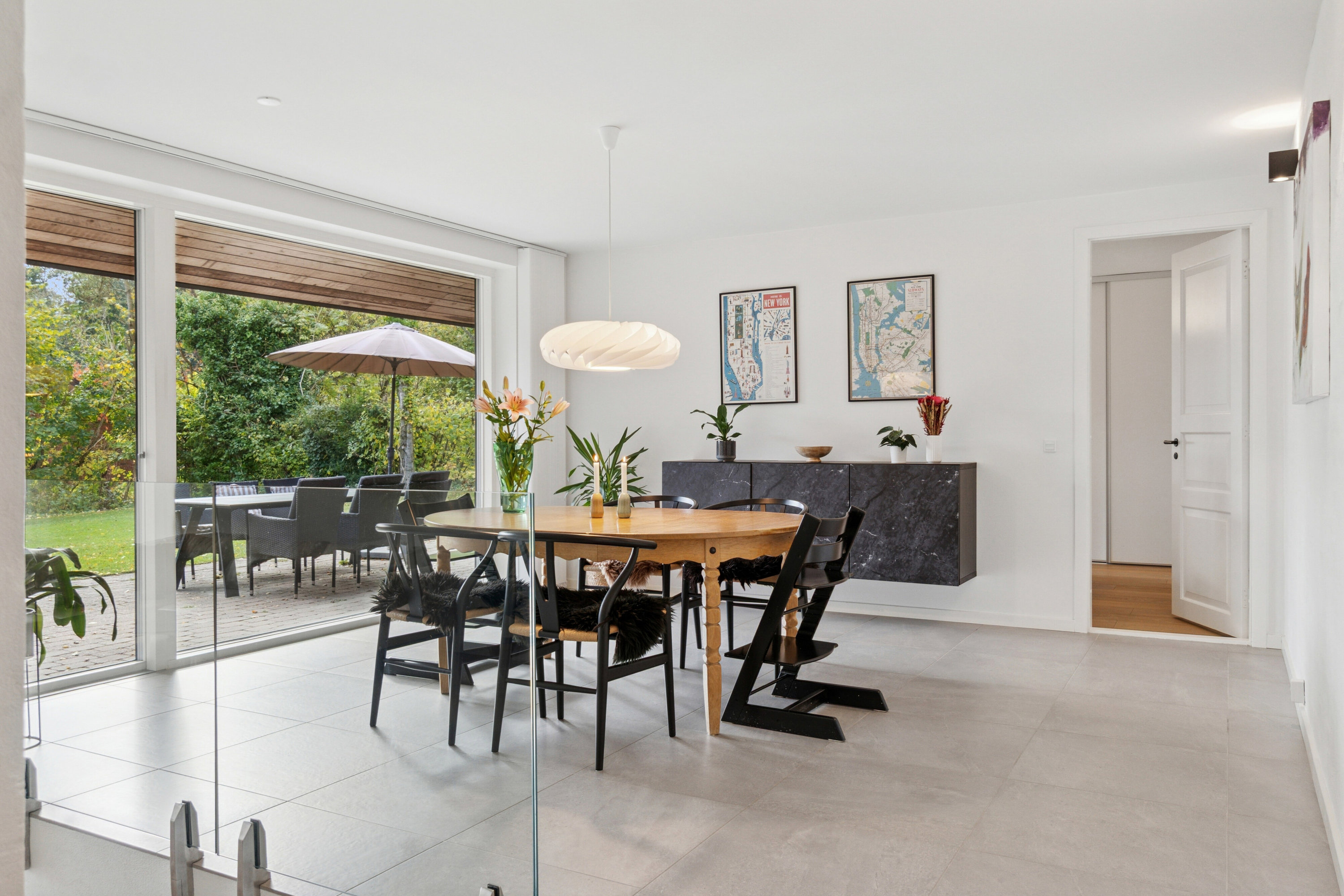 Fremhævet spisestue billede i fuldskærmstilstand. Billede af Teglværksvej 22, 4200 Slagelse