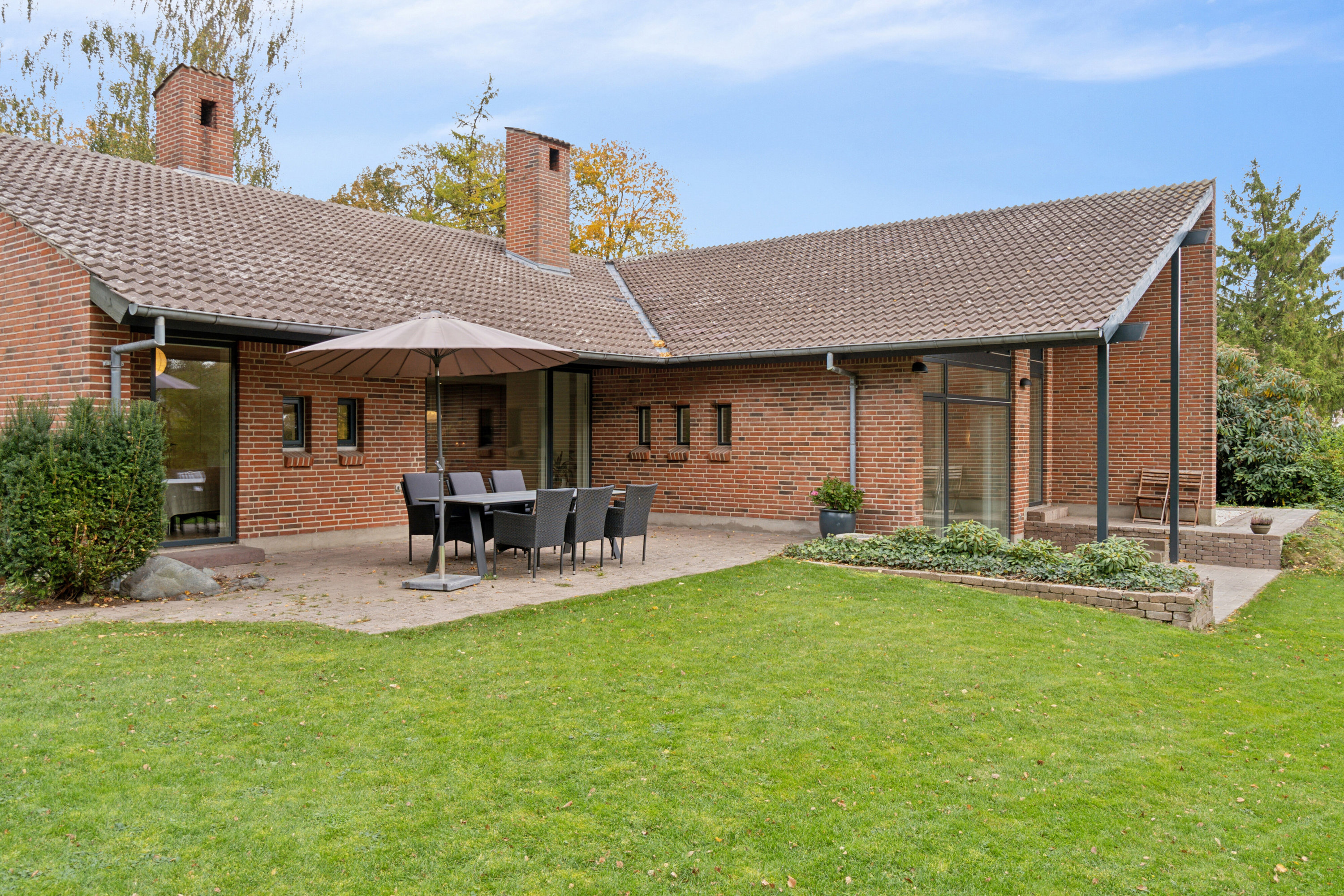 Fremhævet set fra haven billede i fuldskærmstilstand. Billede af Teglværksvej 22, 4200 Slagelse