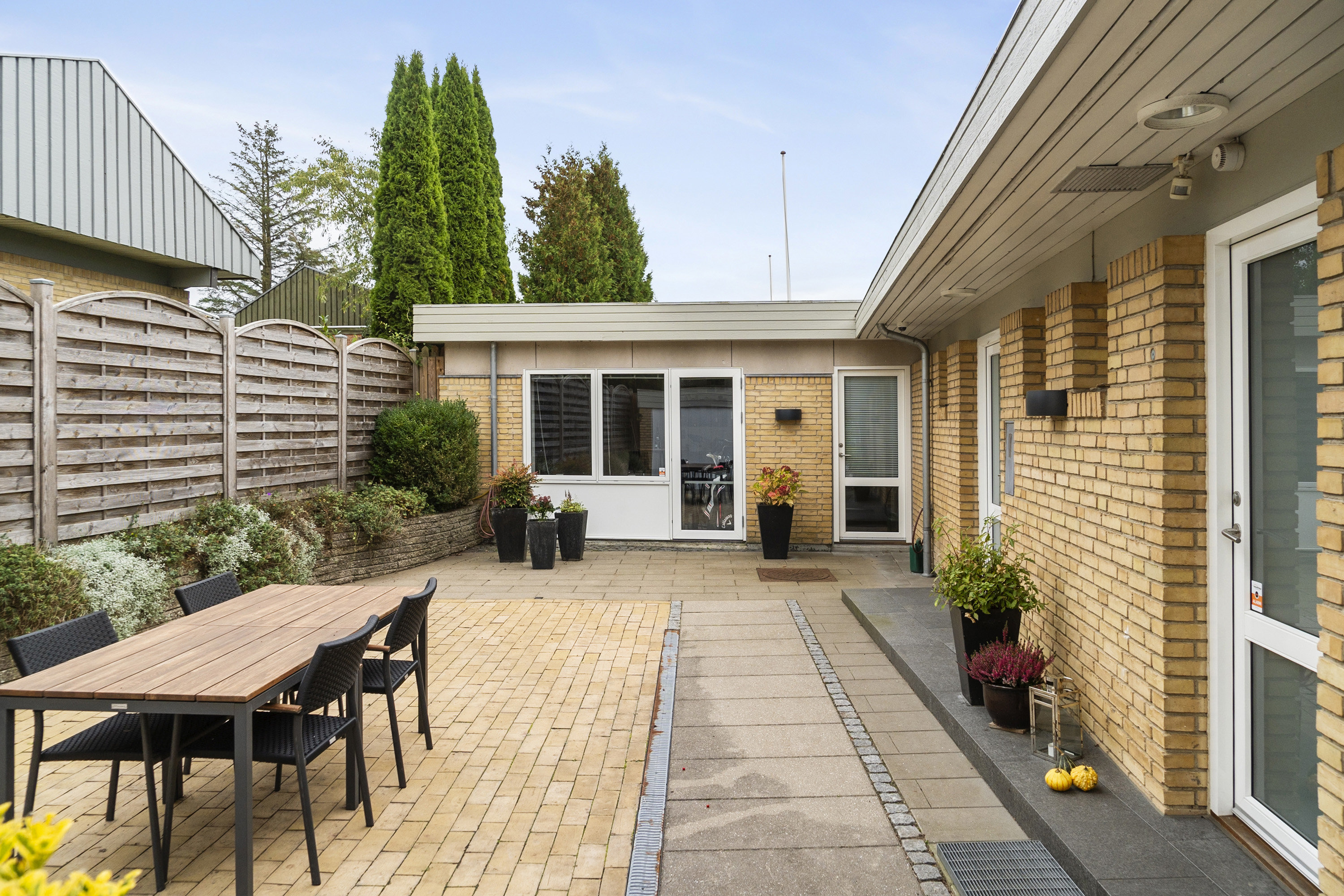 Fremhævet ejendommen billede i fuldskærmstilstand. Billede af Lindevang 4, 6200 Aabenraa