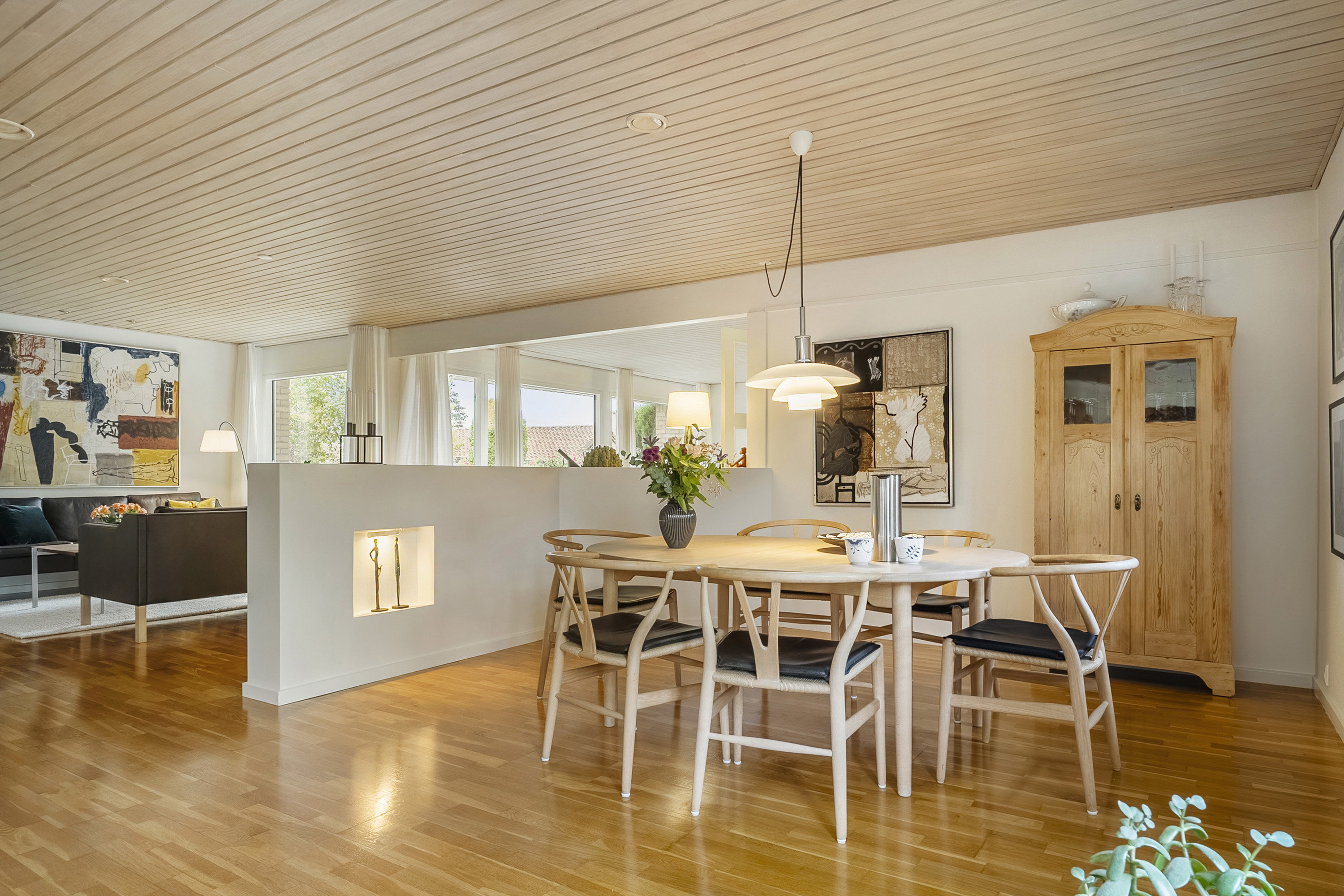 Fremhævet spisekøkken billede i fuldskærmstilstand. Billede af Lindevang 4, 6200 Aabenraa