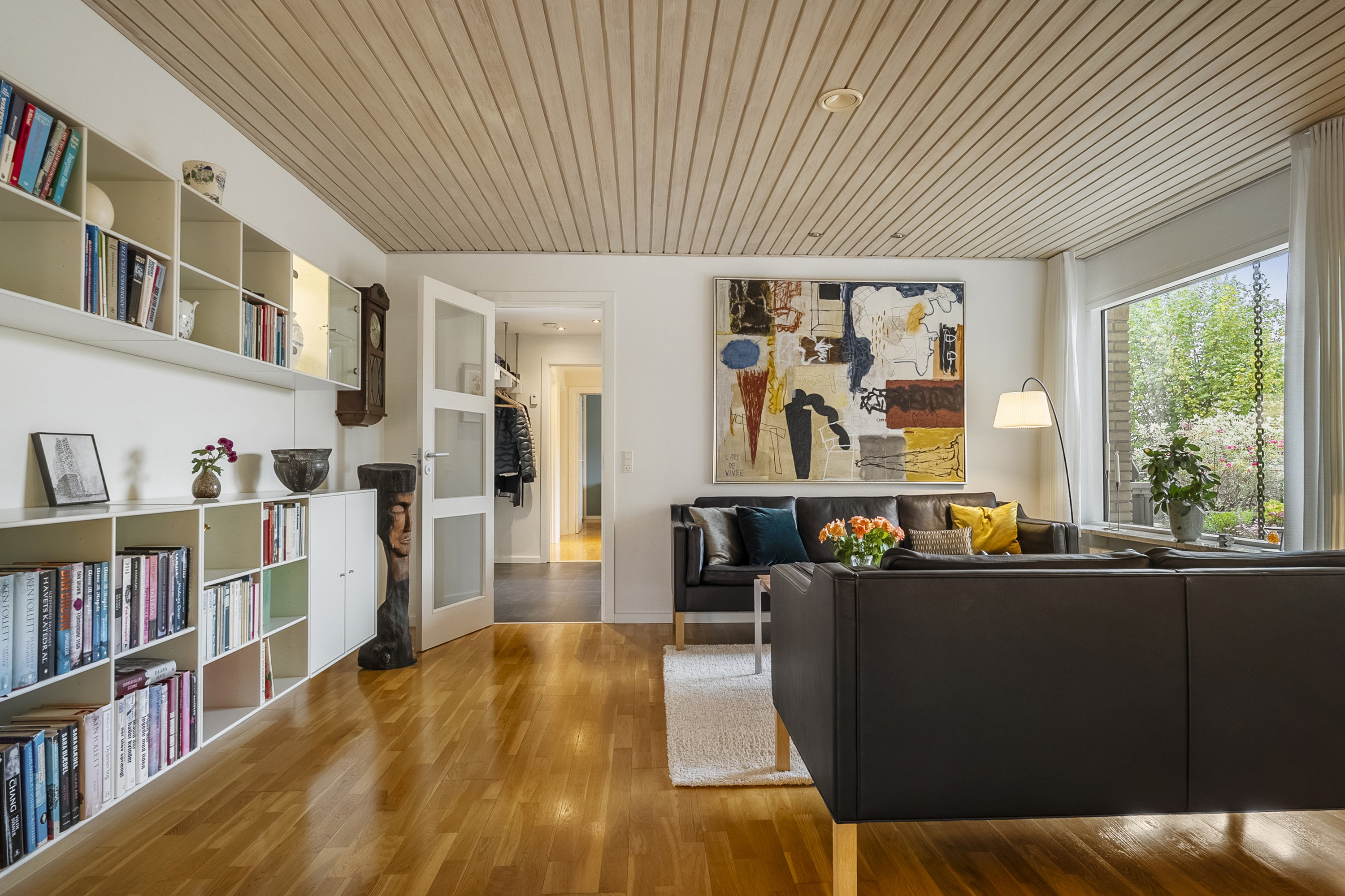 Fremhævet stue billede i fuldskærmstilstand. Billede af Lindevang 4, 6200 Aabenraa