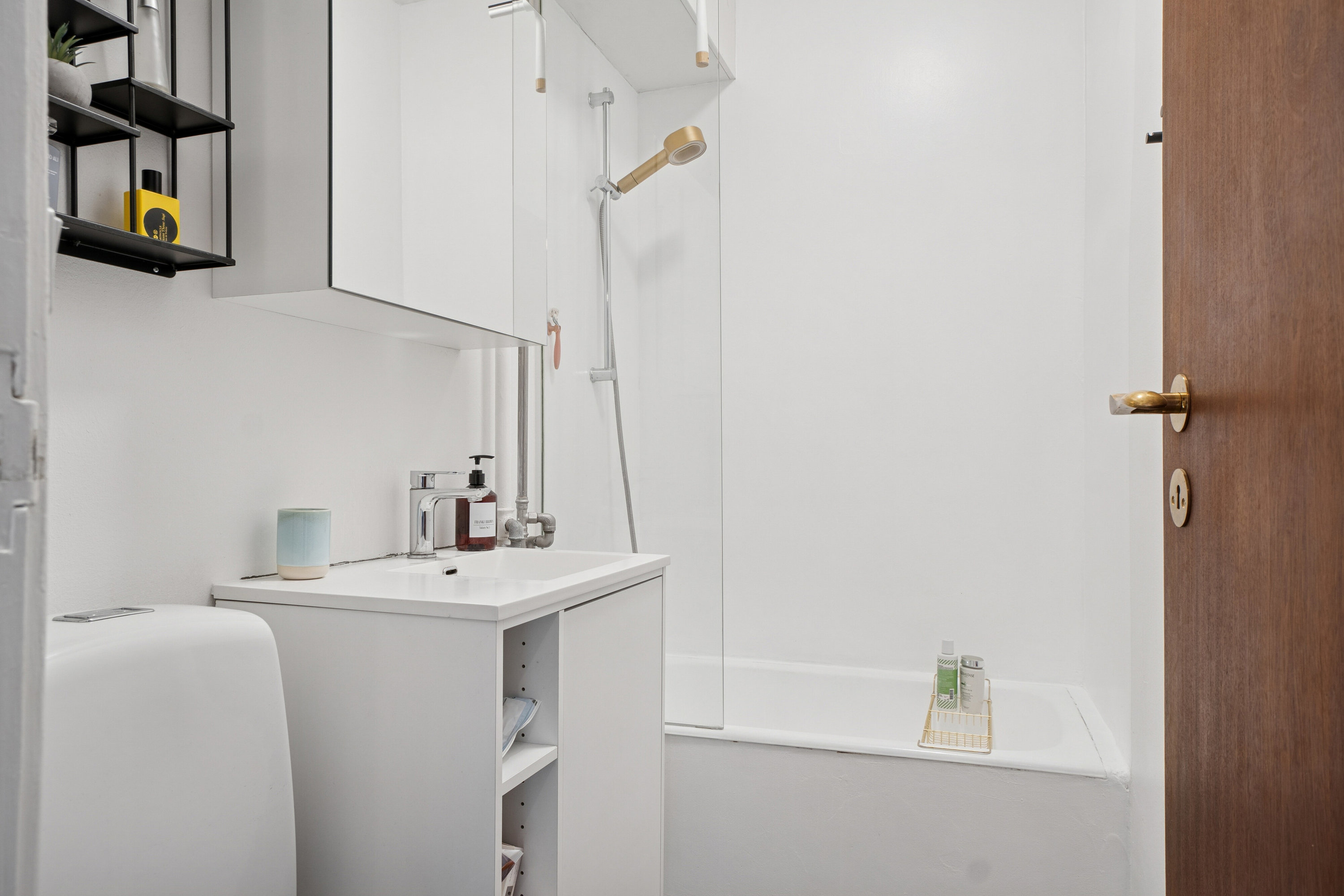 Fremhævet badeværelse billede i fuldskærmstilstand. Billede af Havnevej 34, 2. tv., 4000 Roskilde