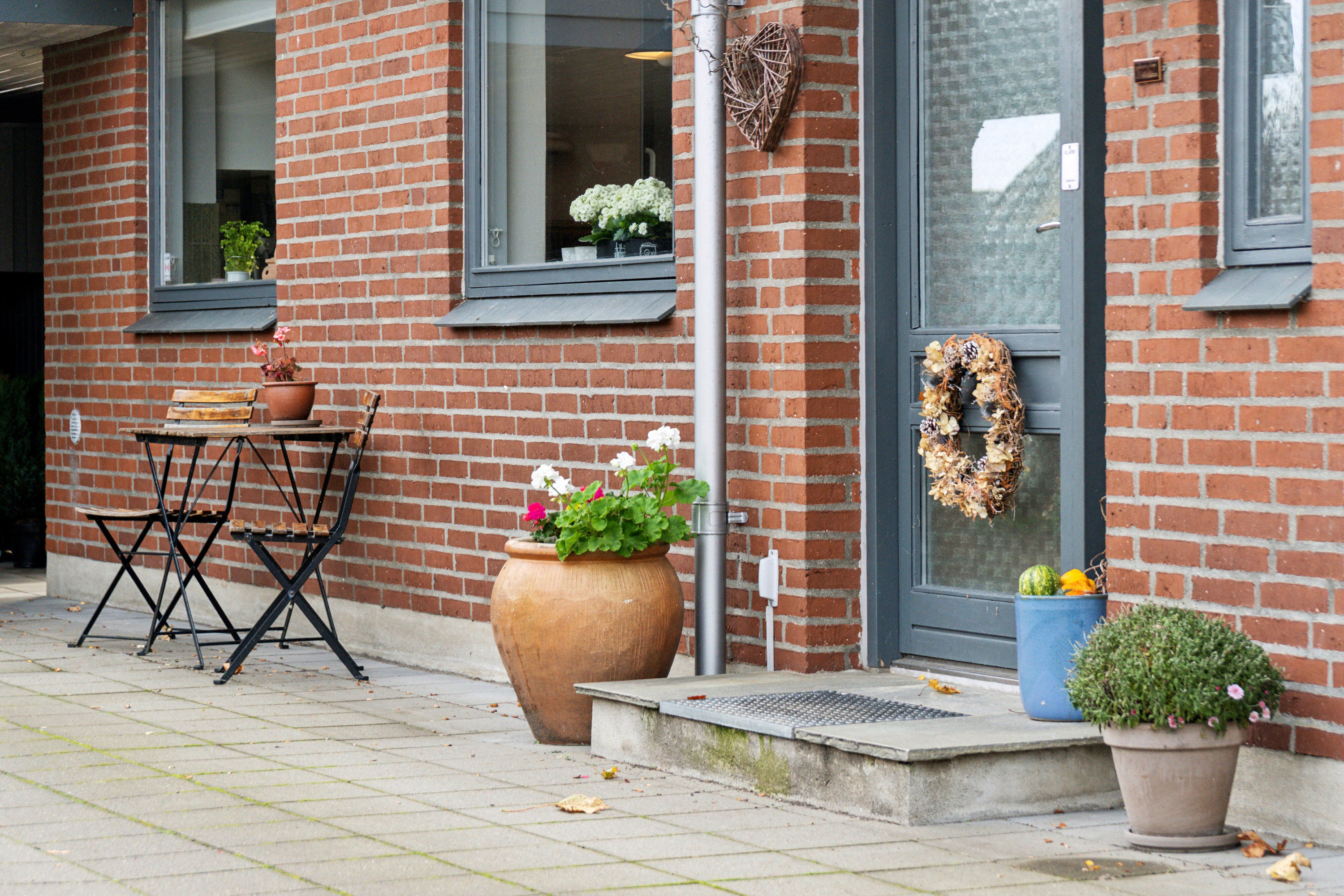 Fremhævet udendørs billede i fuldskærmstilstand. Billede af Lærkevej 17, 7441 Bording