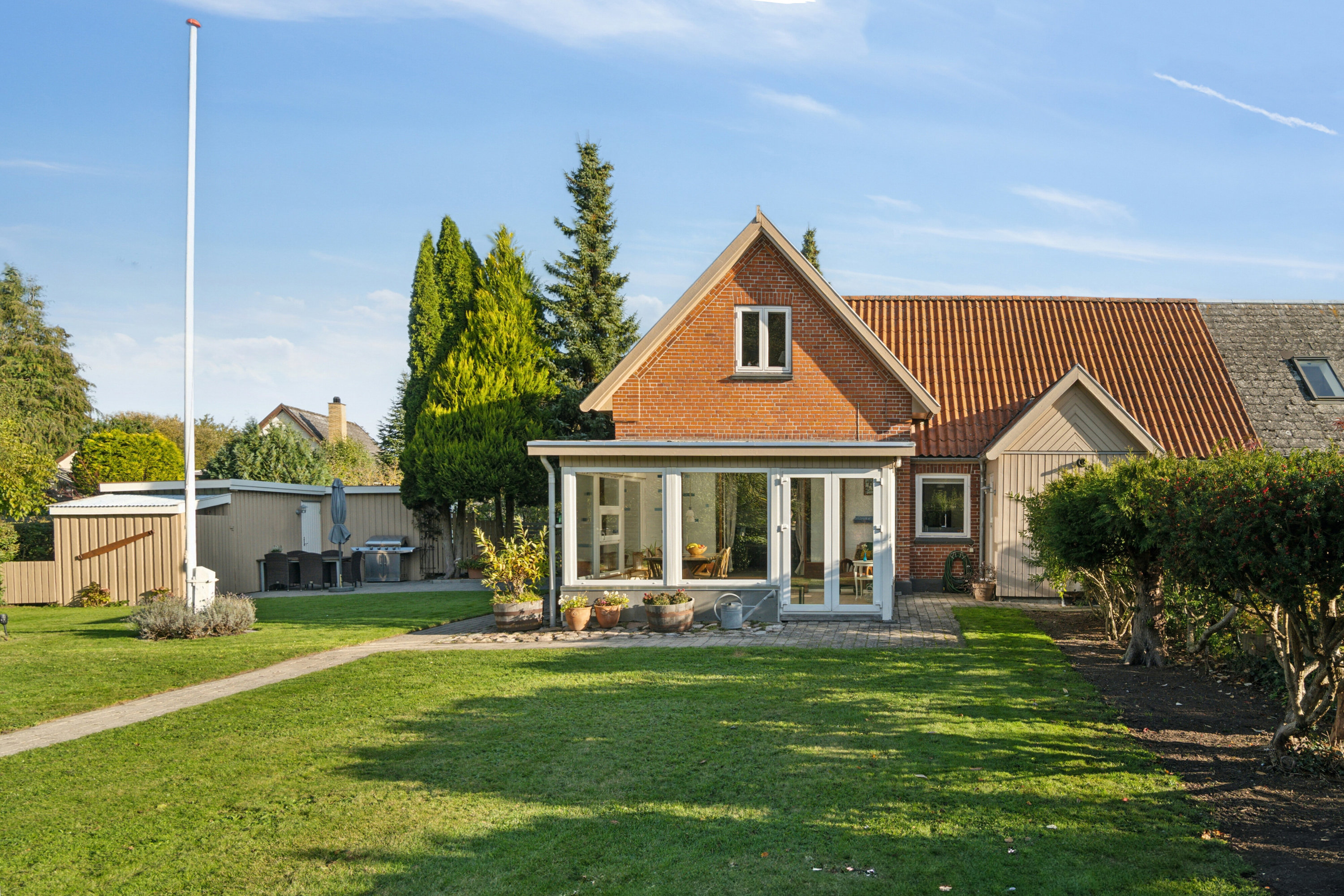 Miniaturebillede 1: set fra haven. Billede af Svinget 3, 4654 Faxe Ladeplads