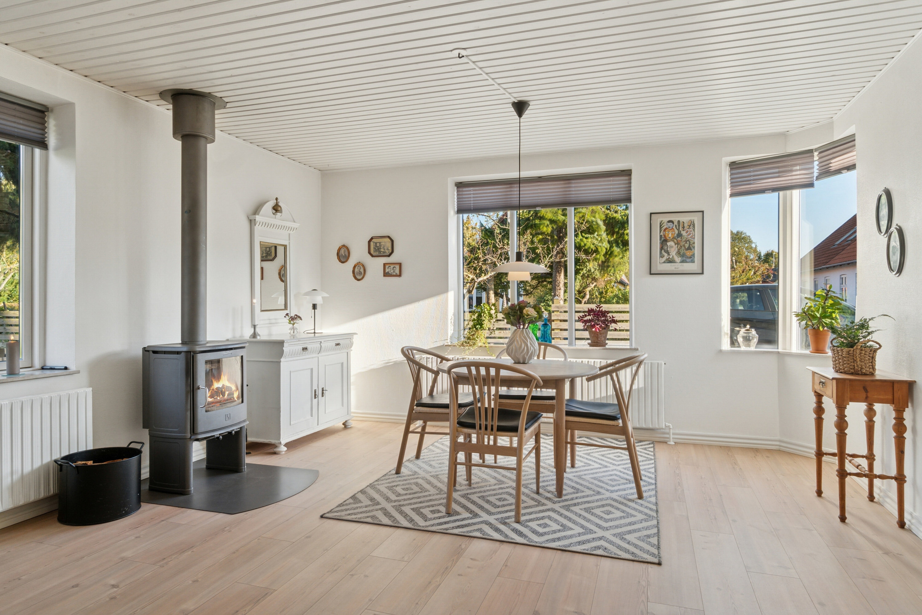 Fremhævet spisestue billede i fuldskærmstilstand. Billede af Svinget 3, 4654 Faxe Ladeplads