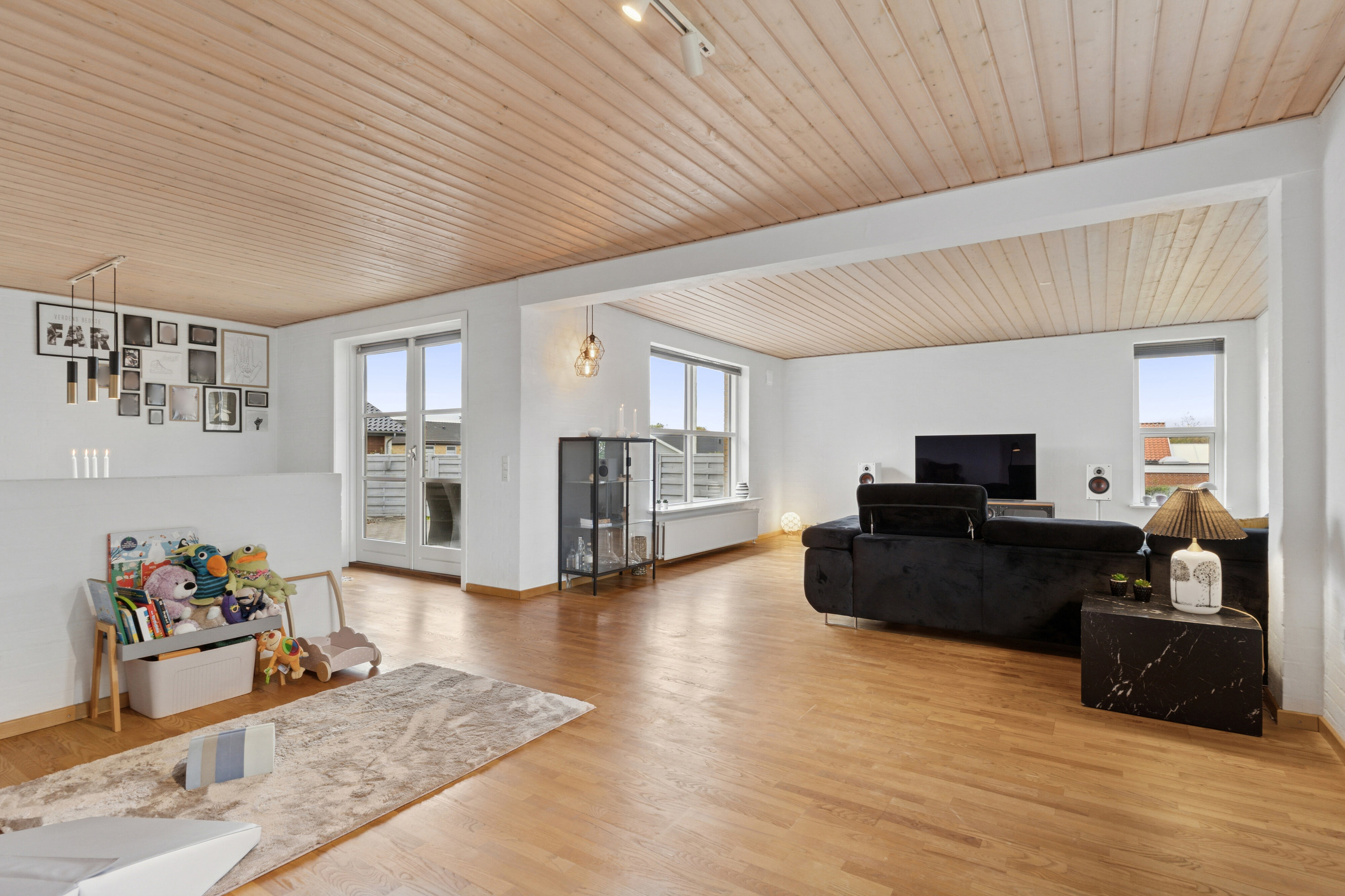 Fremhævet stue billede i fuldskærmstilstand. Billede af Centrumsgaden 43, Bov, 6330 Padborg