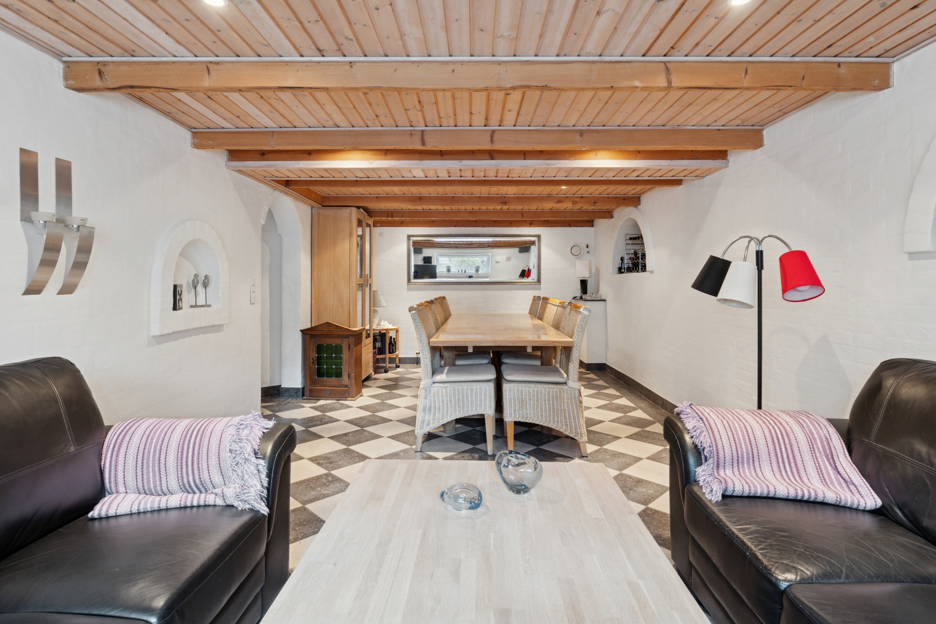 Fremhævet stue billede i fuldskærmstilstand. Billede af Jernbane Allé 8, Dalum, 5250 Odense SV