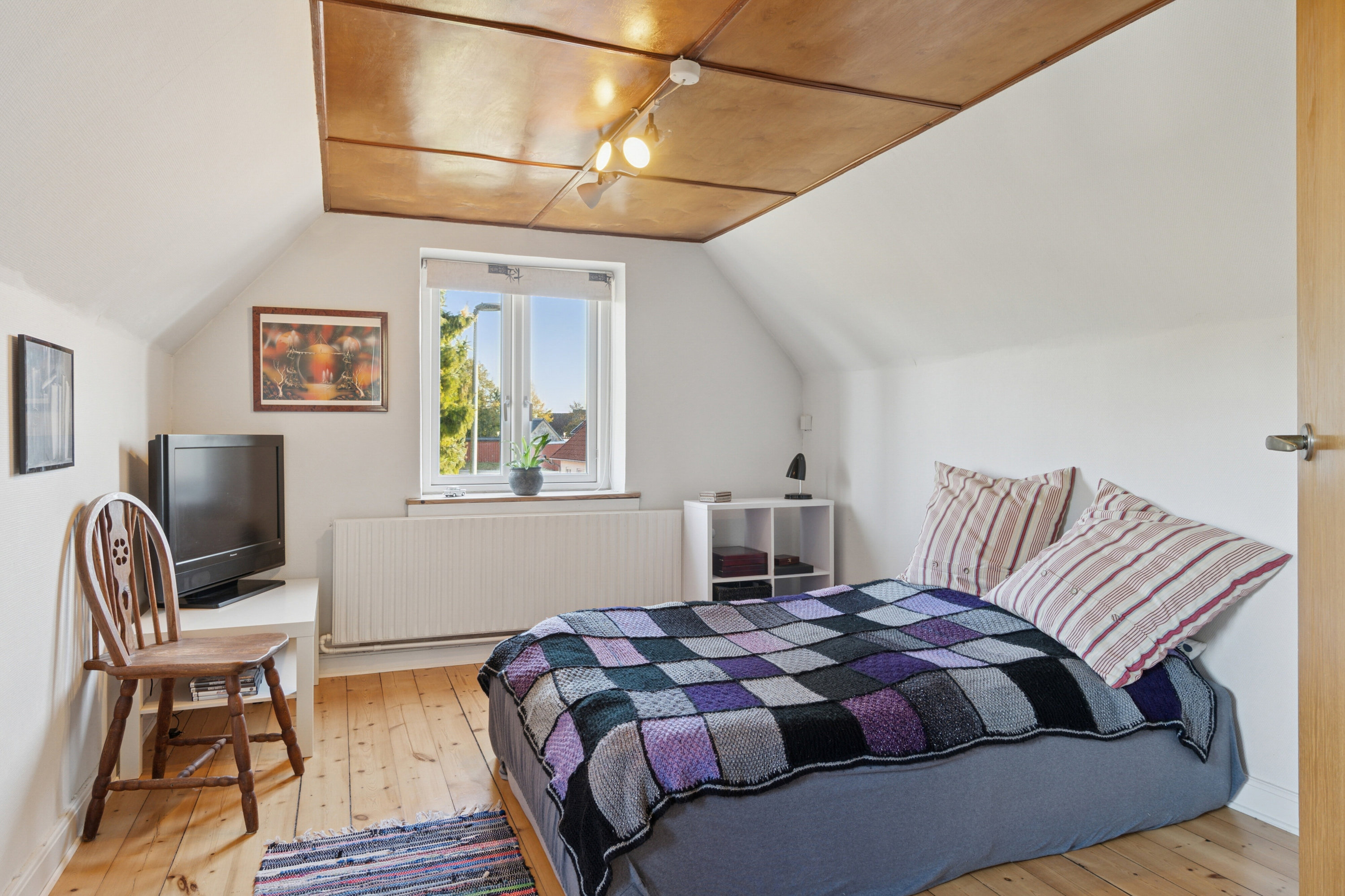 Fremhævet soveværelse billede i fuldskærmstilstand. Billede af Svinget 3, 4654 Faxe Ladeplads