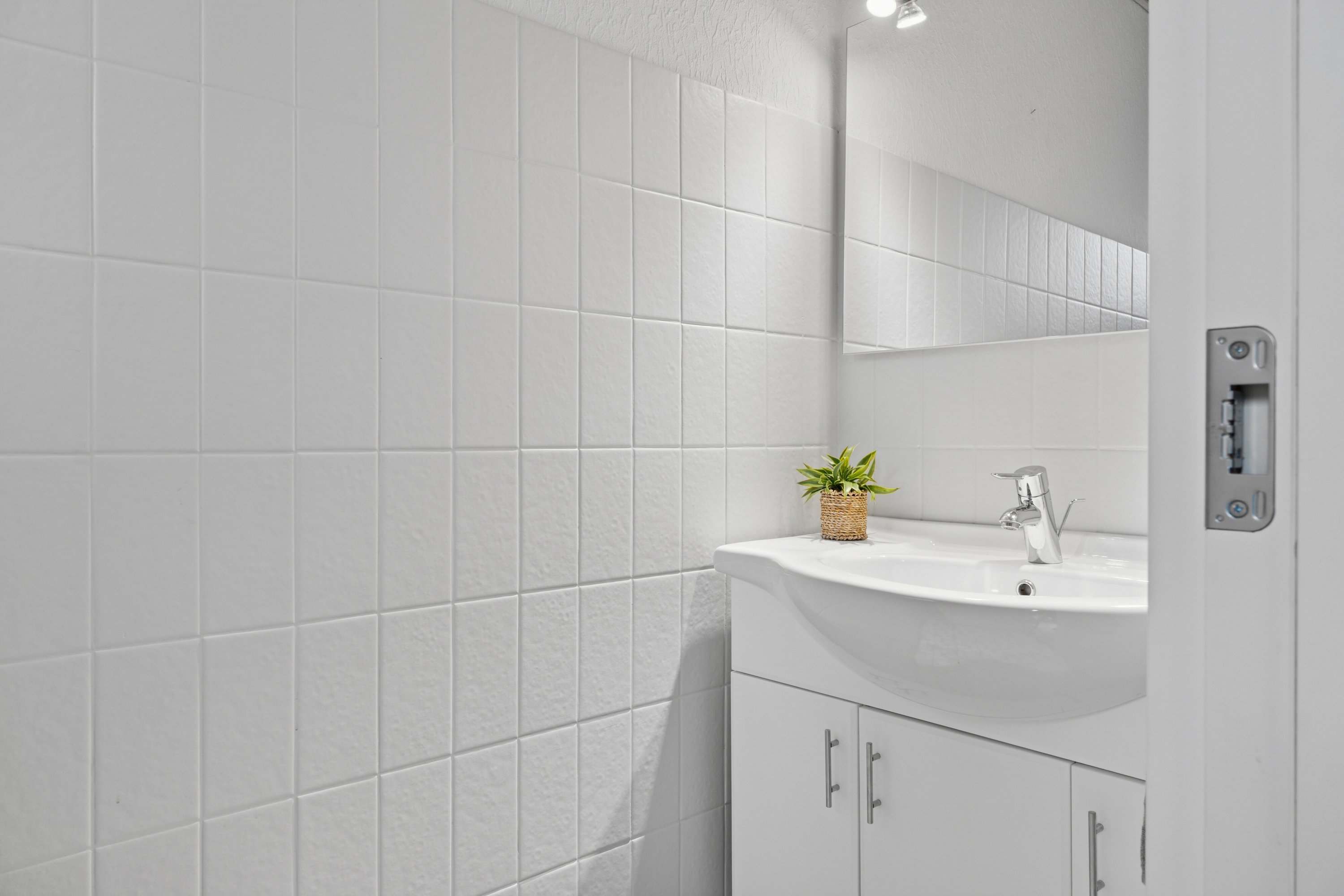 Fremhævet toilet billede i fuldskærmstilstand. Billede af Centrumsgaden 43, Bov, 6330 Padborg