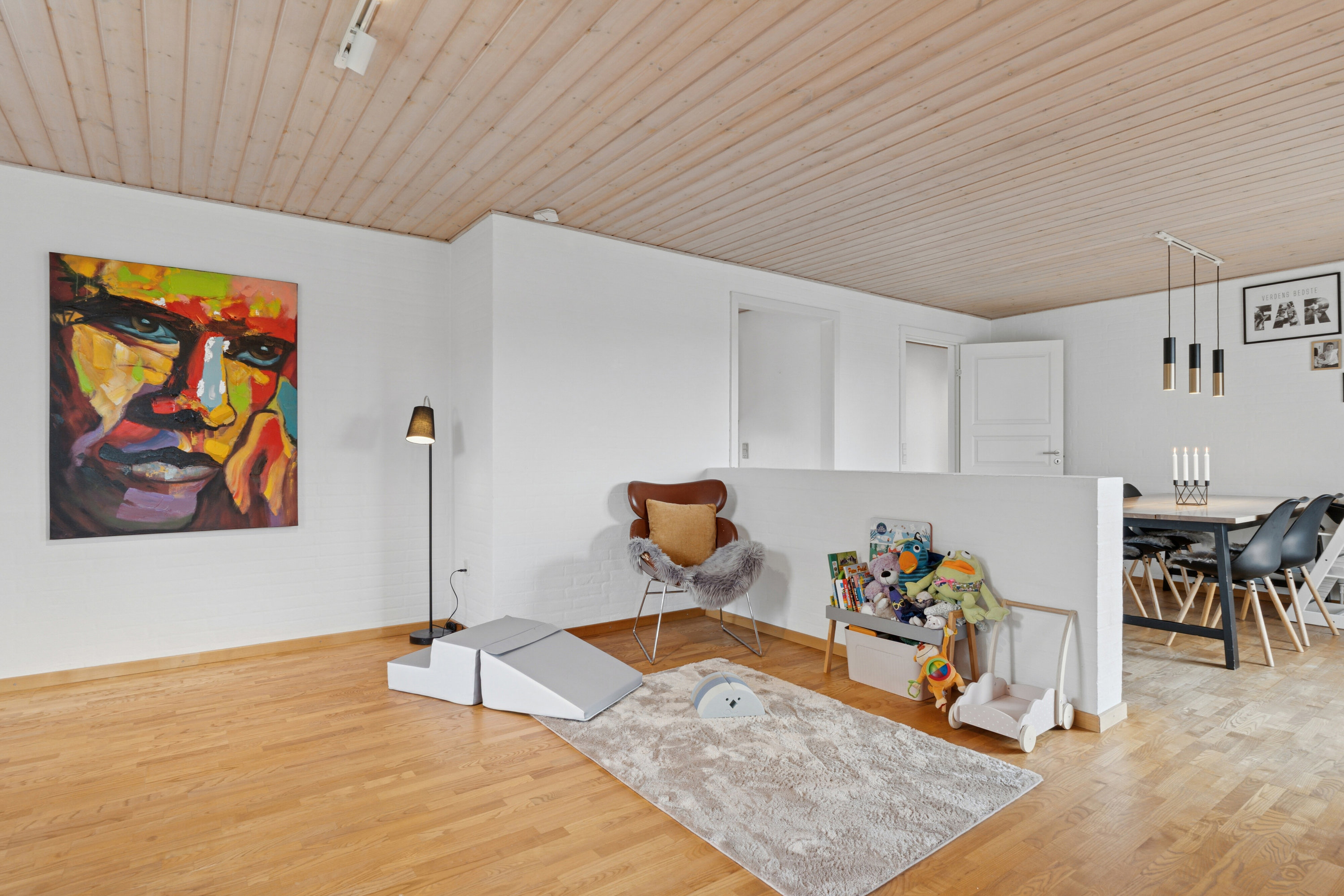 Fremhævet stue billede i fuldskærmstilstand. Billede af Centrumsgaden 43, Bov, 6330 Padborg