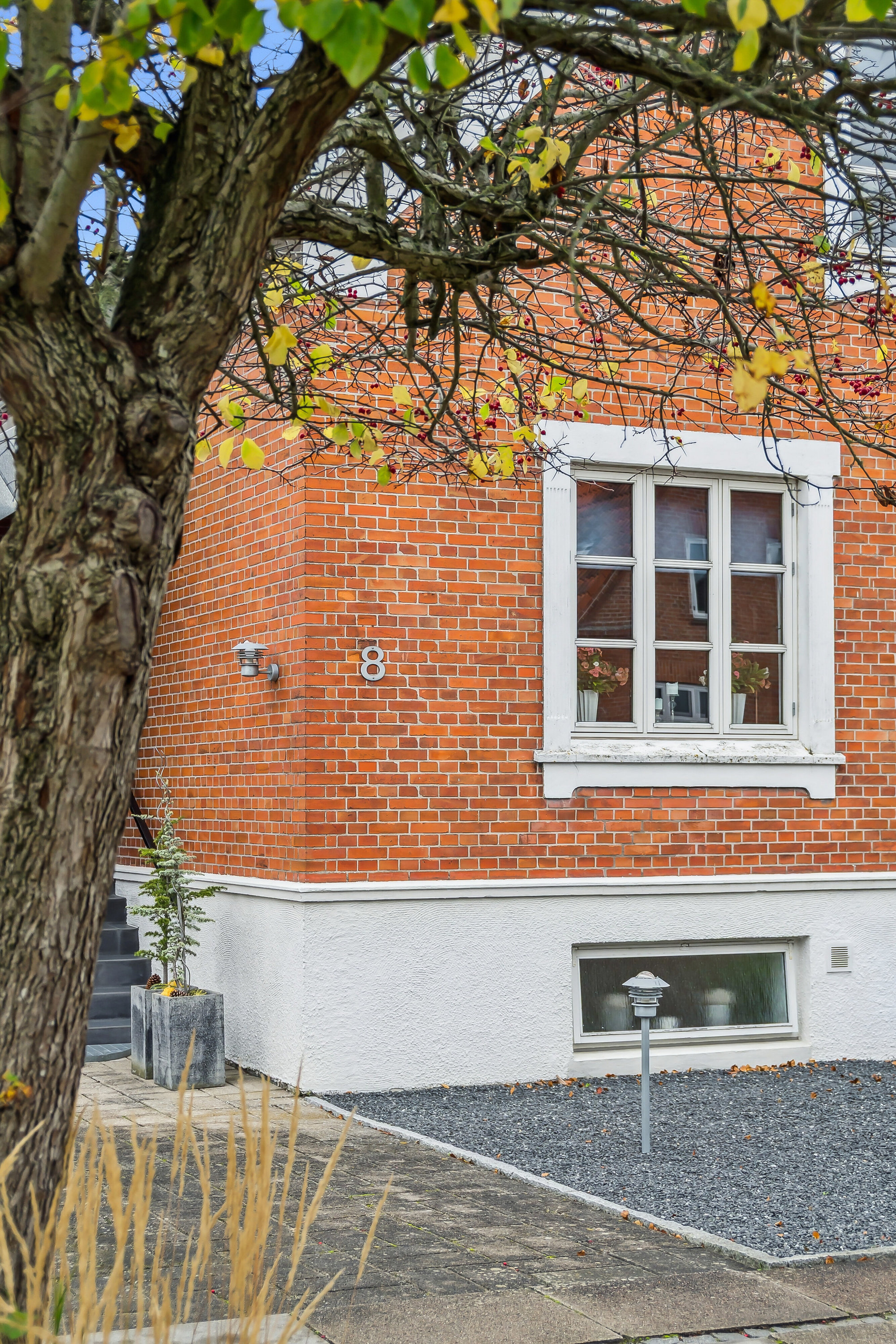 Fremhævet udendørs billede i fuldskærmstilstand. Billede af Jernbane Allé 8, Dalum, 5250 Odense SV