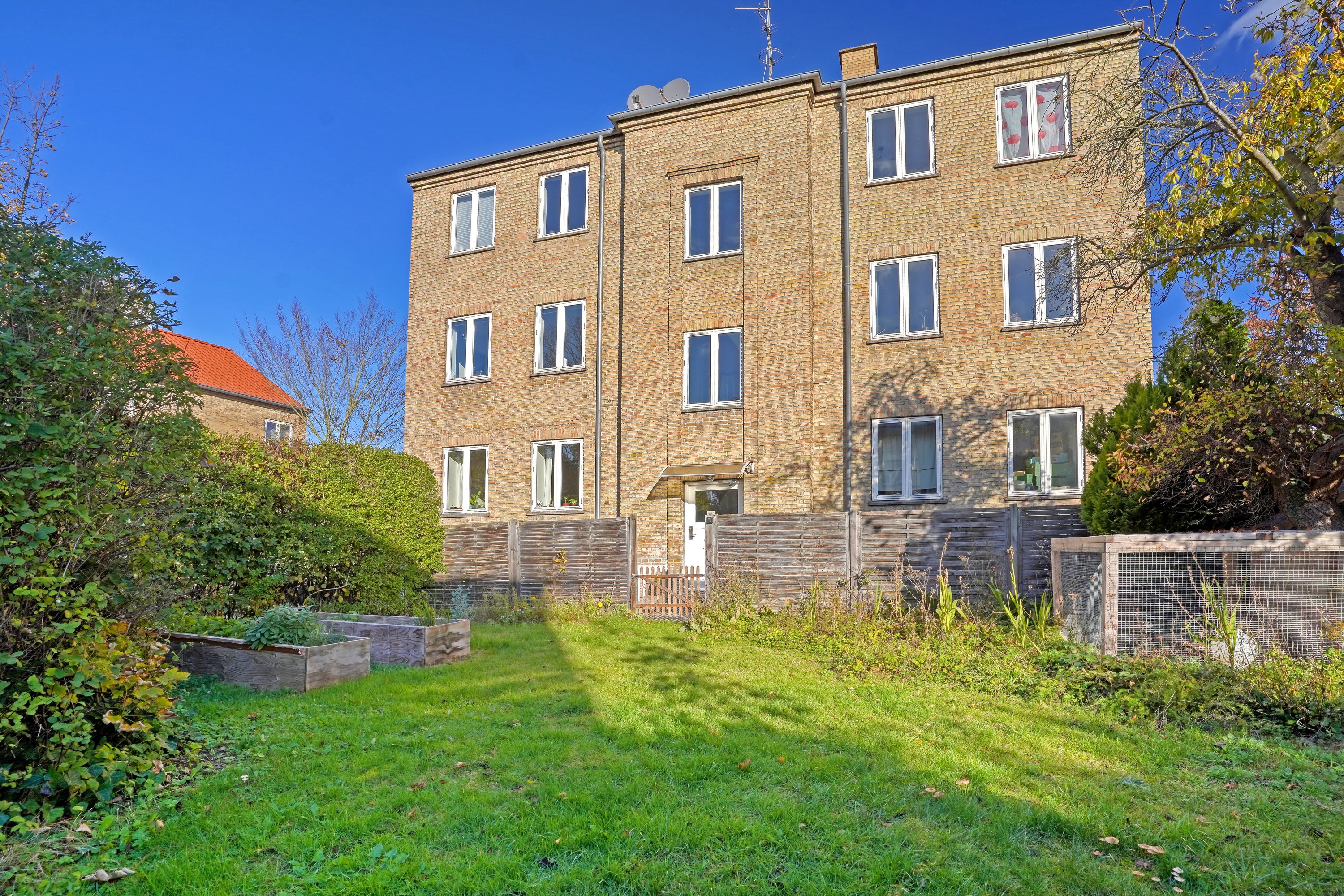 Fremhævet ejendommen billede i fuldskærmstilstand. Billede af Kong Hans Alle 3, 1. th., 2860 Søborg